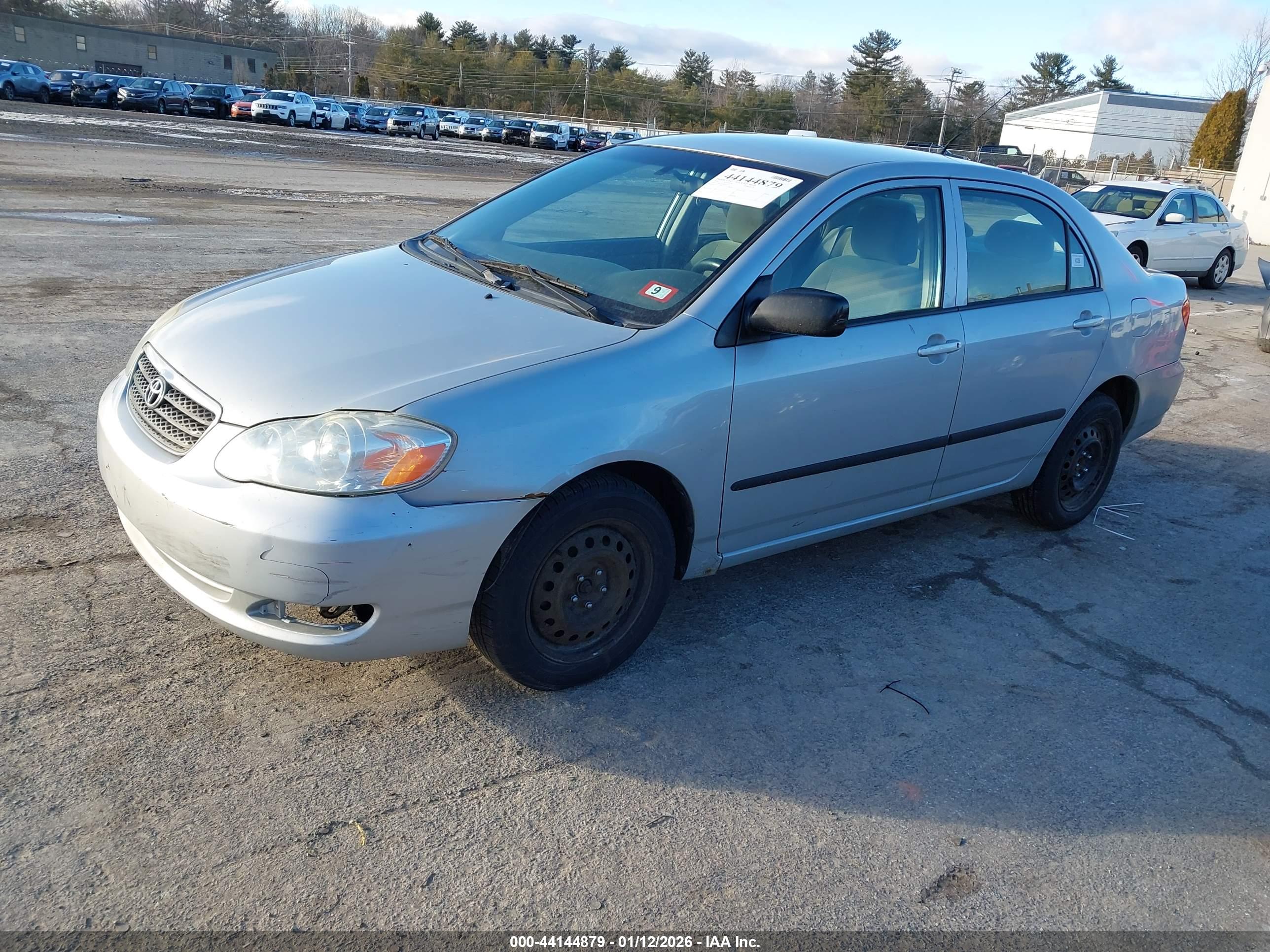 TOYOTA COROLLA image 2