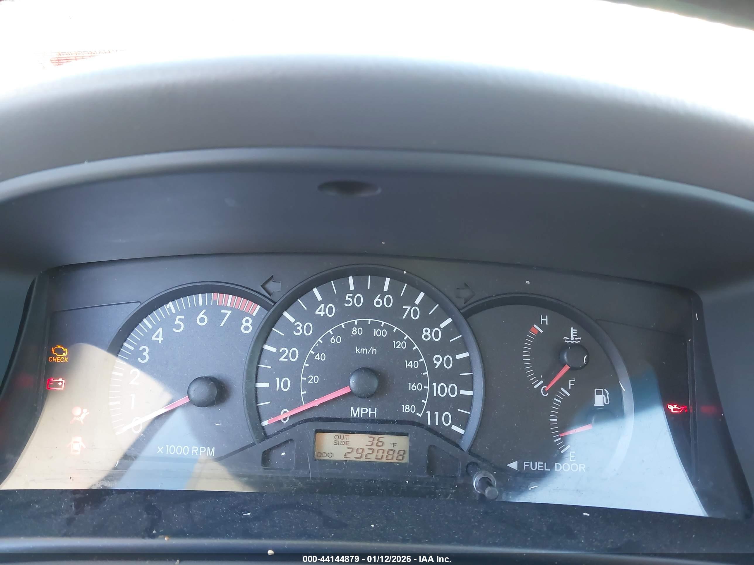 TOYOTA COROLLA image 7