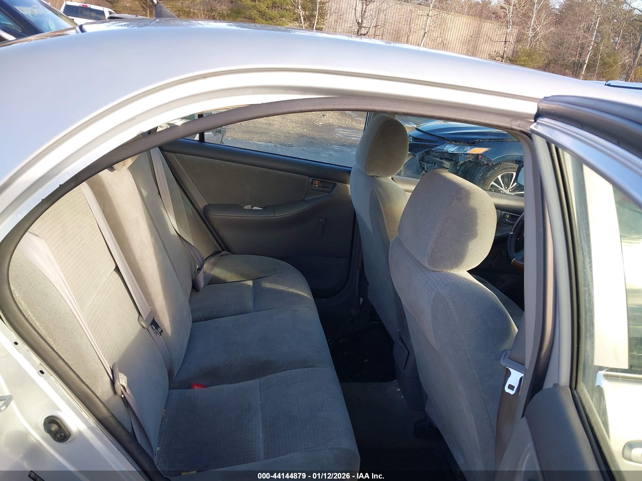 TOYOTA COROLLA image 8