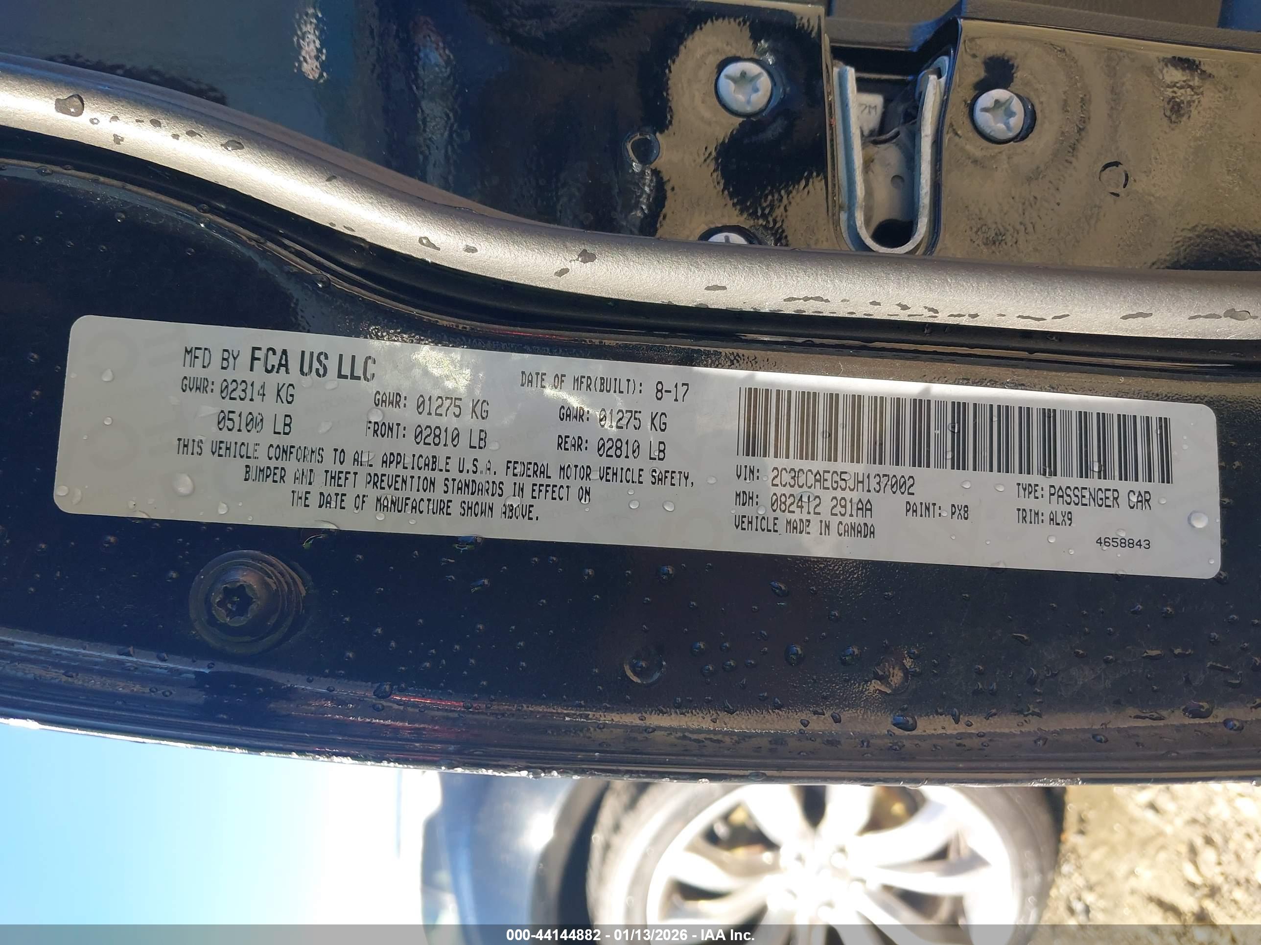 CHRYSLER 300 image 9