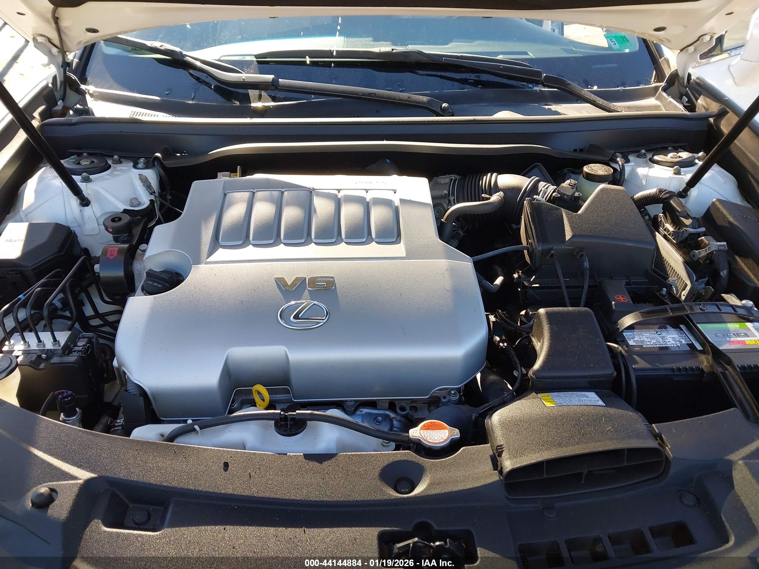 LEXUS ES image 10