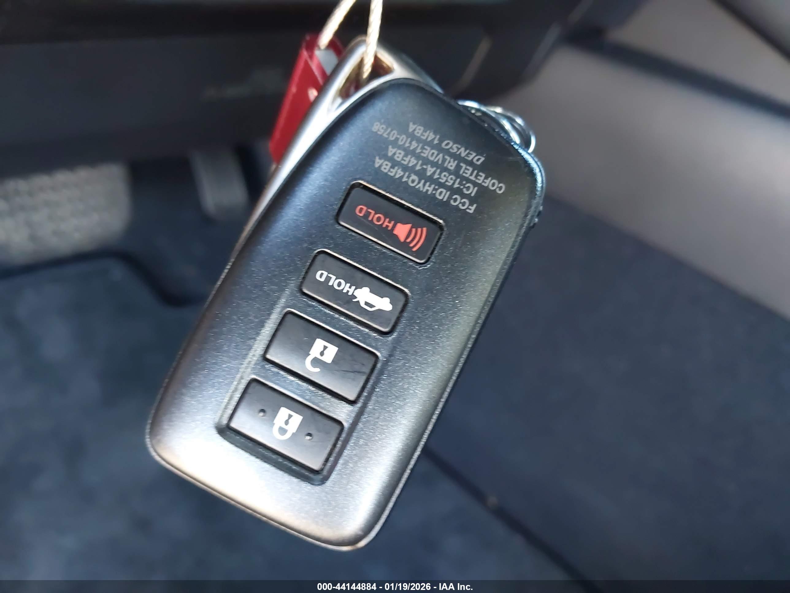 LEXUS ES image 11