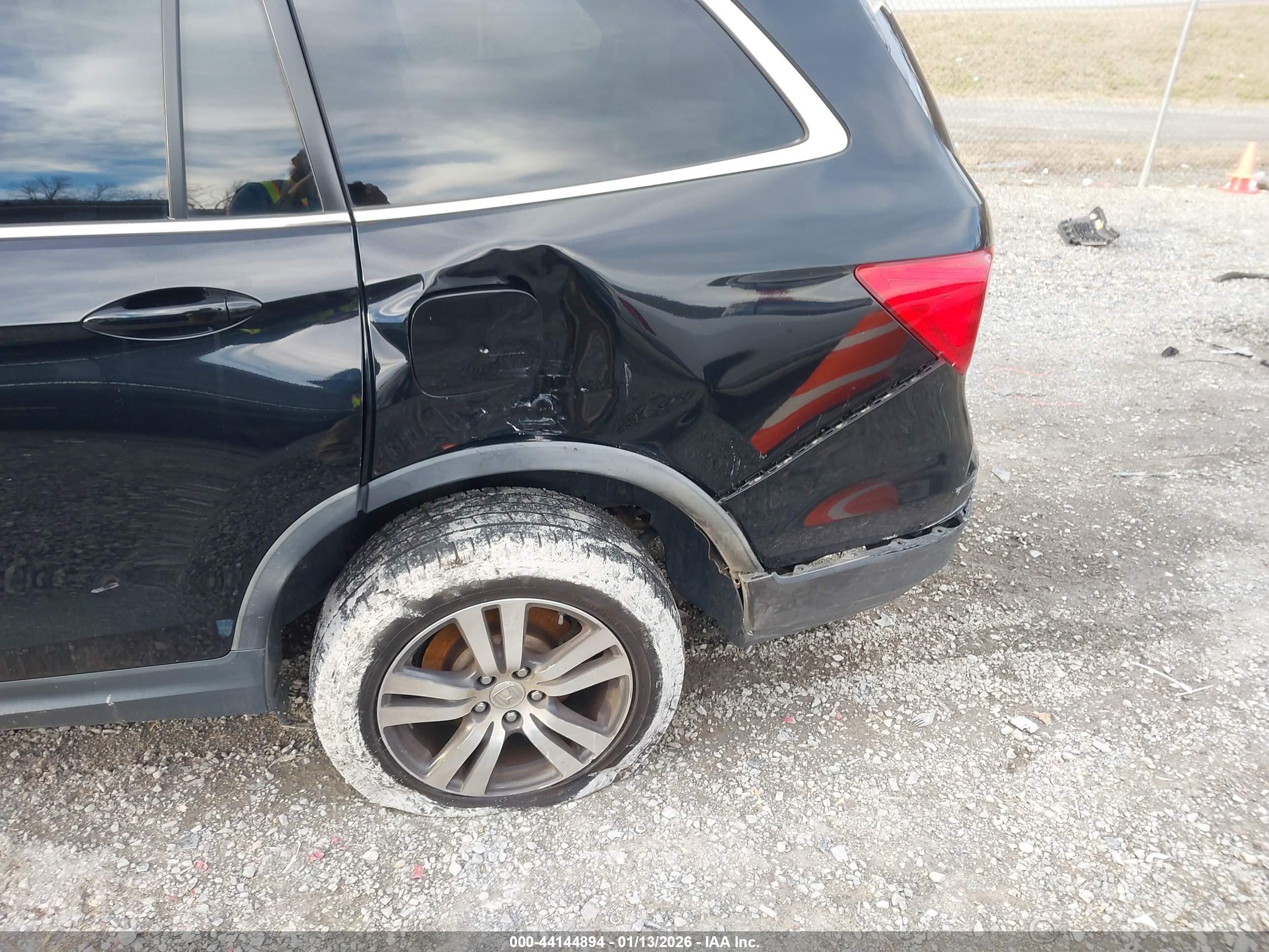 HONDA PILOT image 6