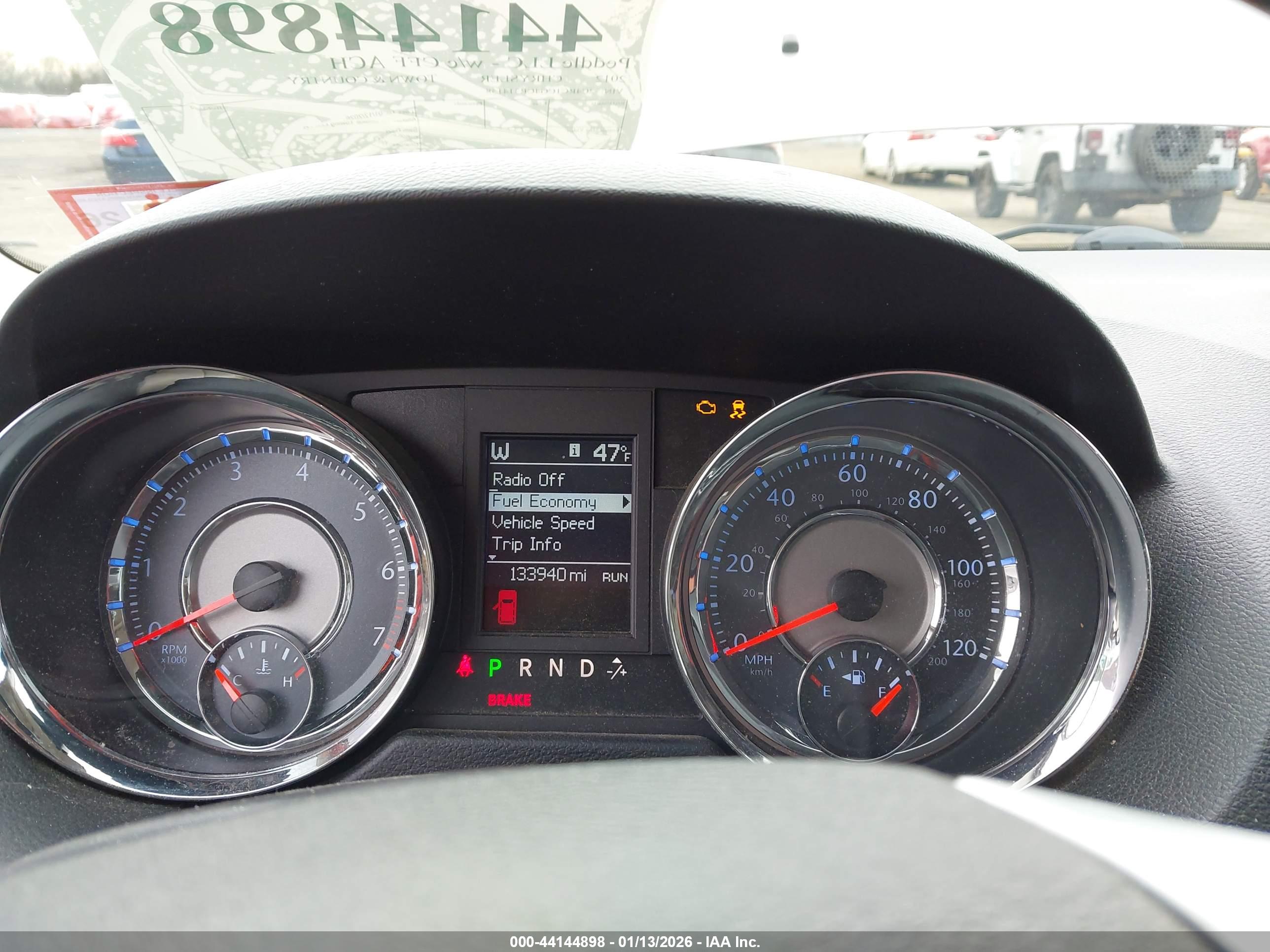 CHRYSLER TOWN image 7
