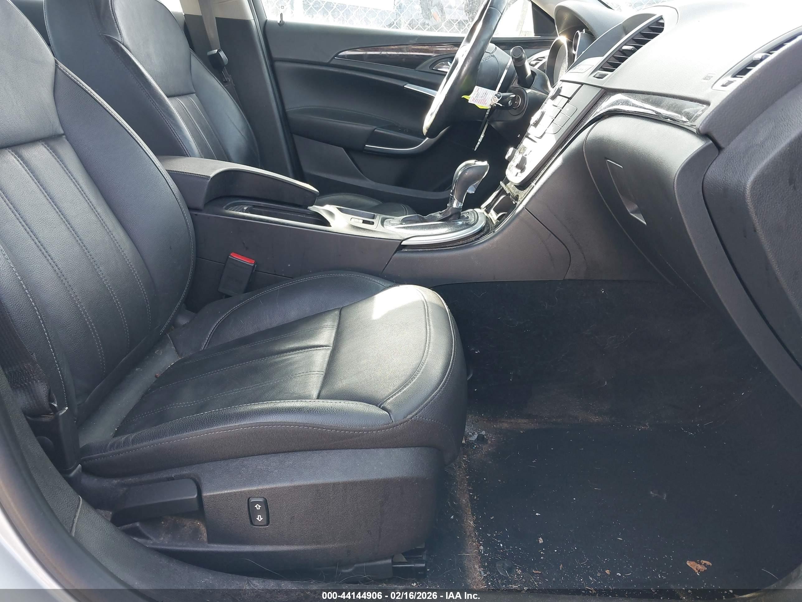 BUICK REGAL image 5