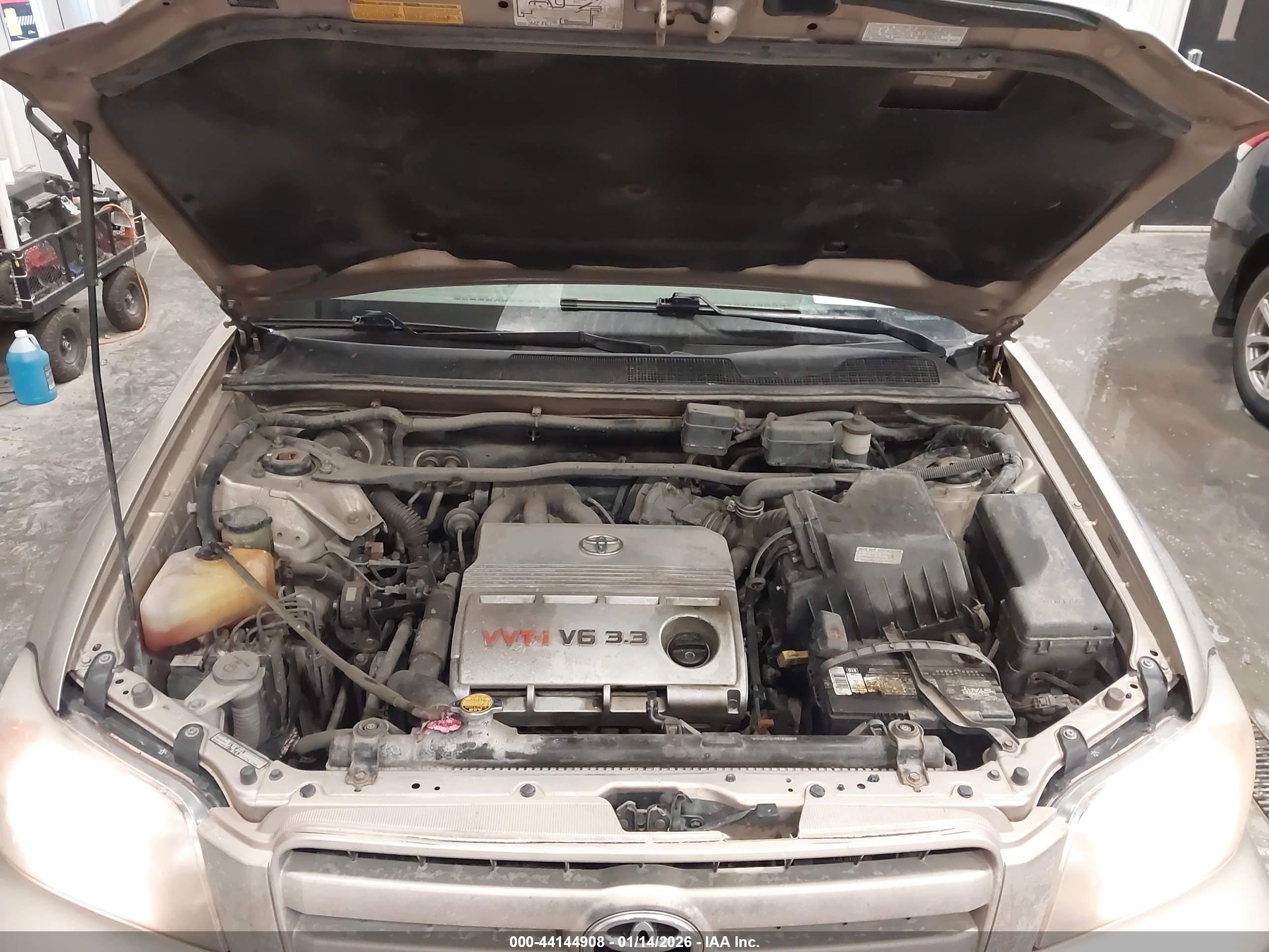 TOYOTA HIGHLANDER image 10