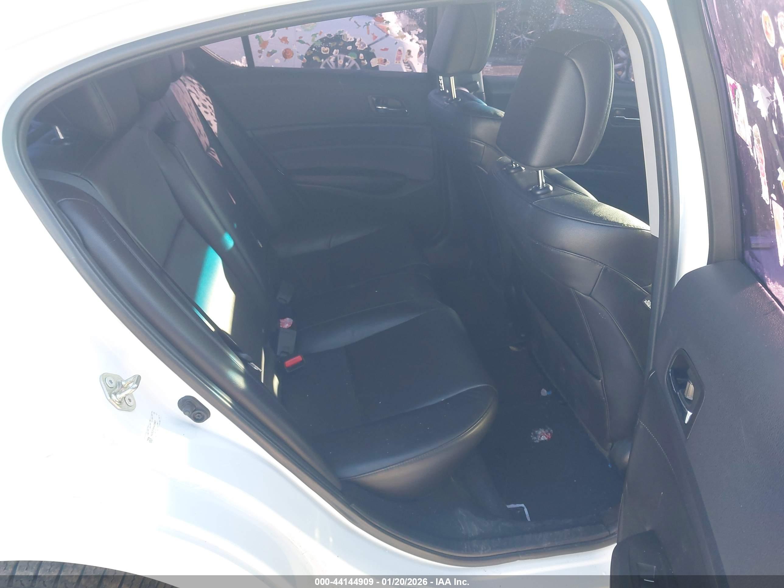ACURA ILX image 8