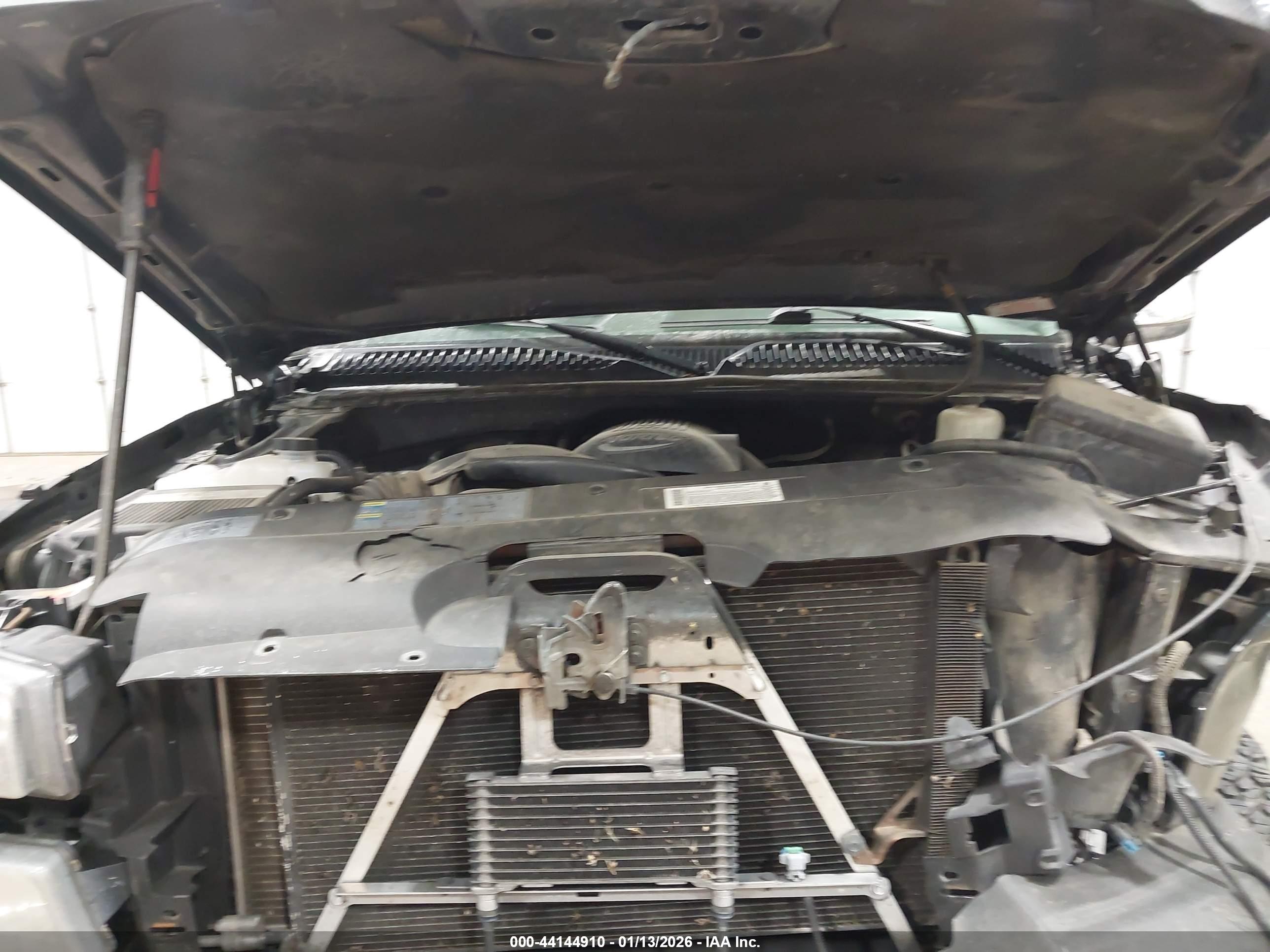 CHEVROLET SILVERADO image 10