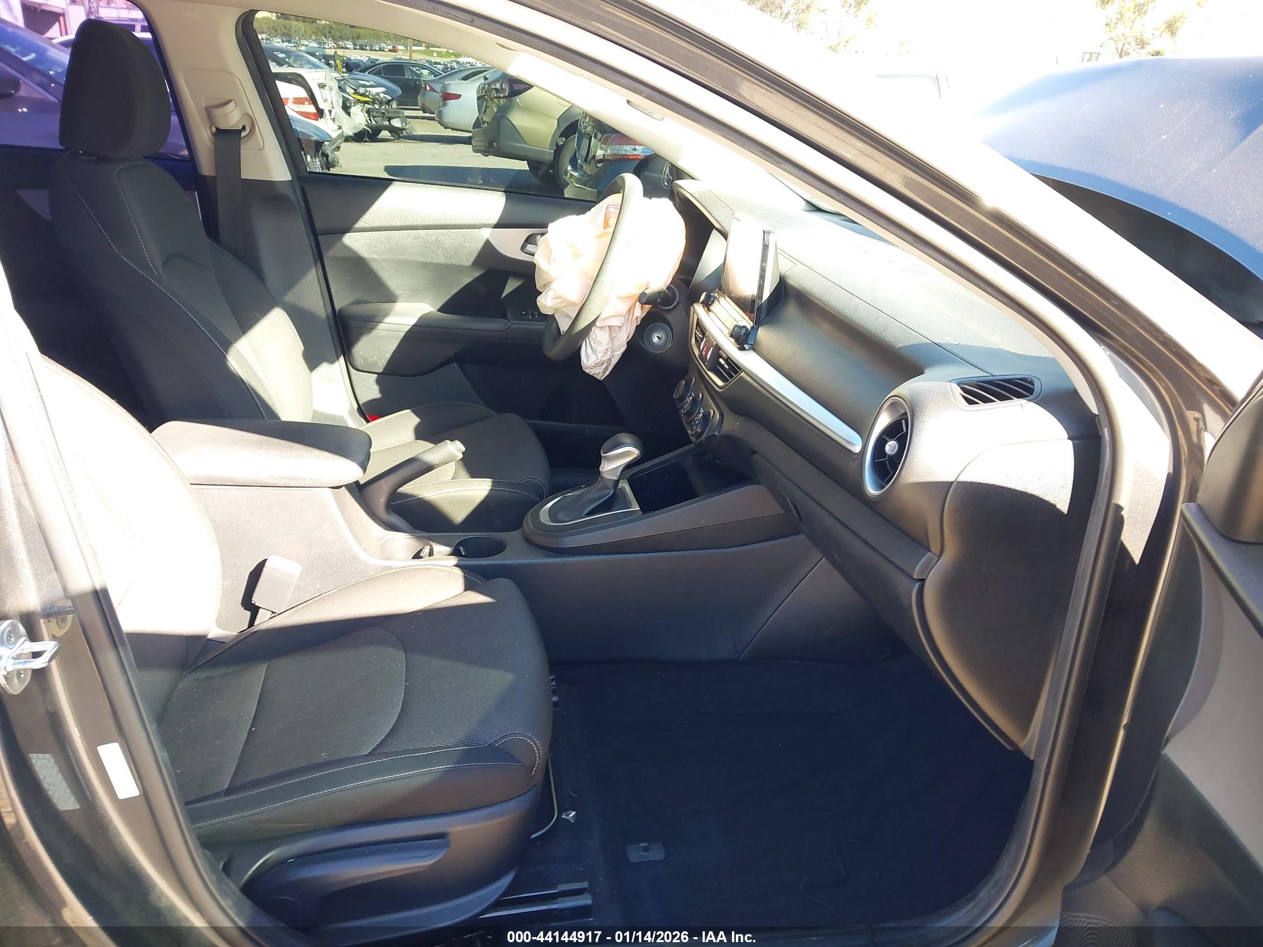 KIA FORTE image 5
