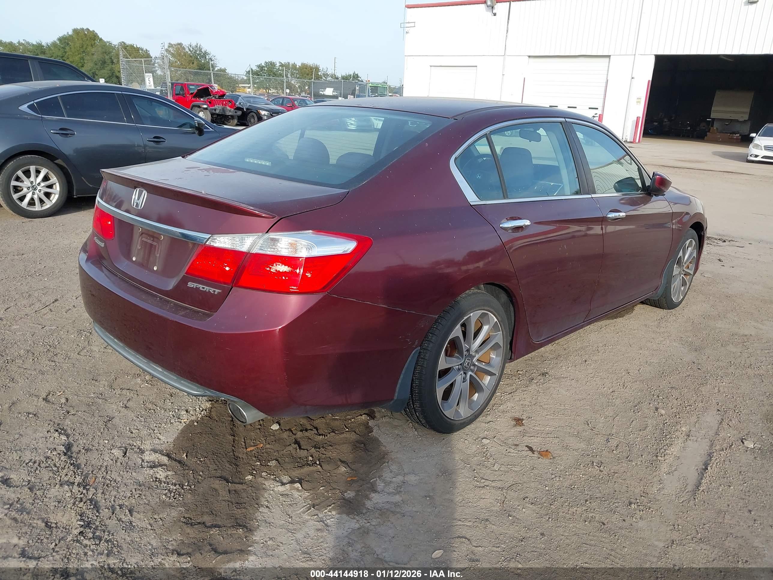 HONDA ACCORD image 4
