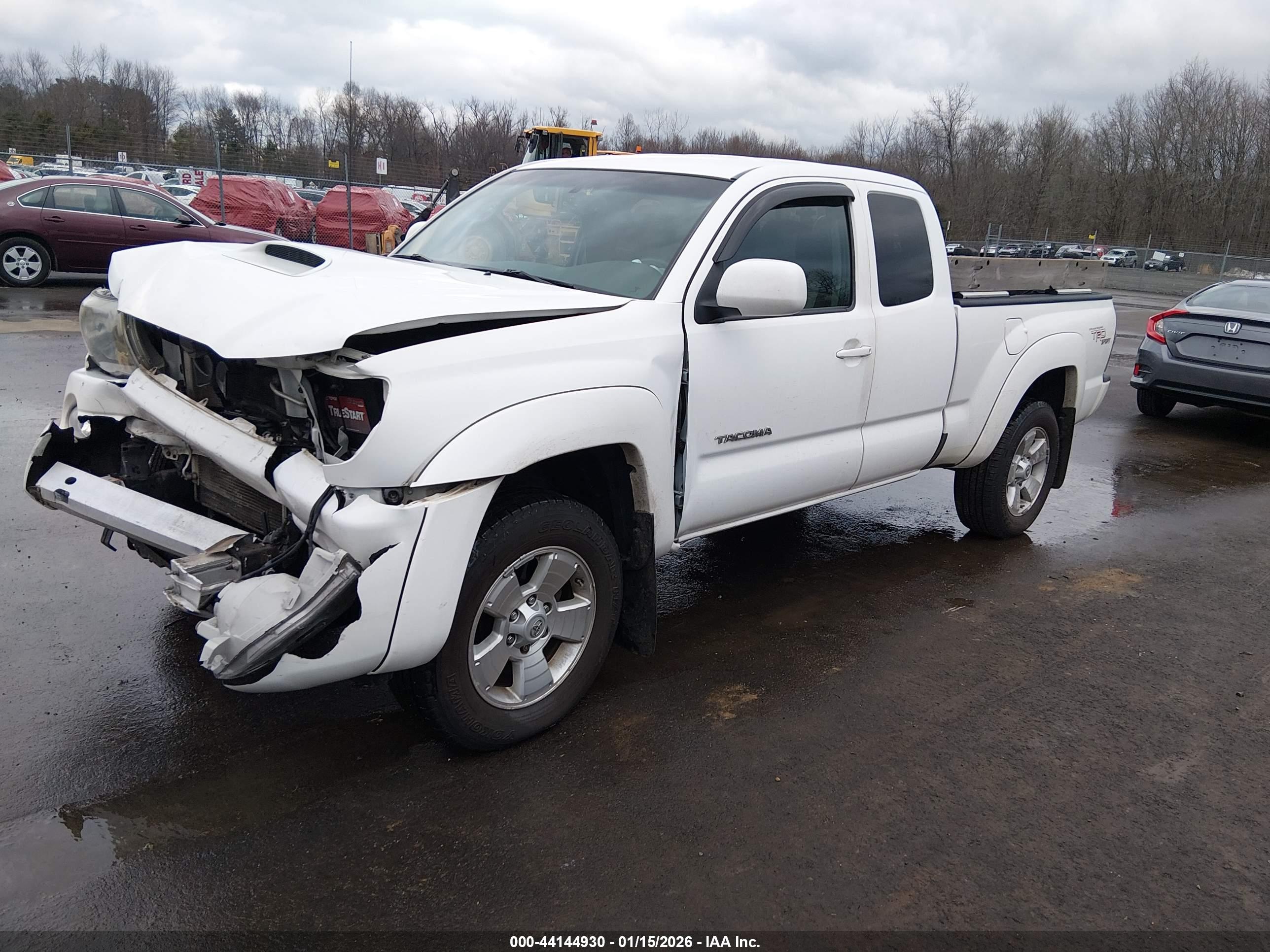 TOYOTA TACOMA image 2
