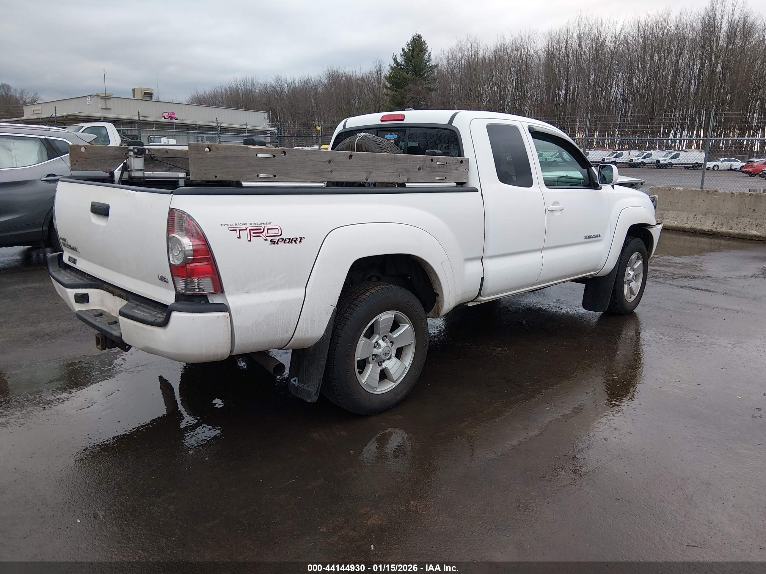 TOYOTA TACOMA image 4