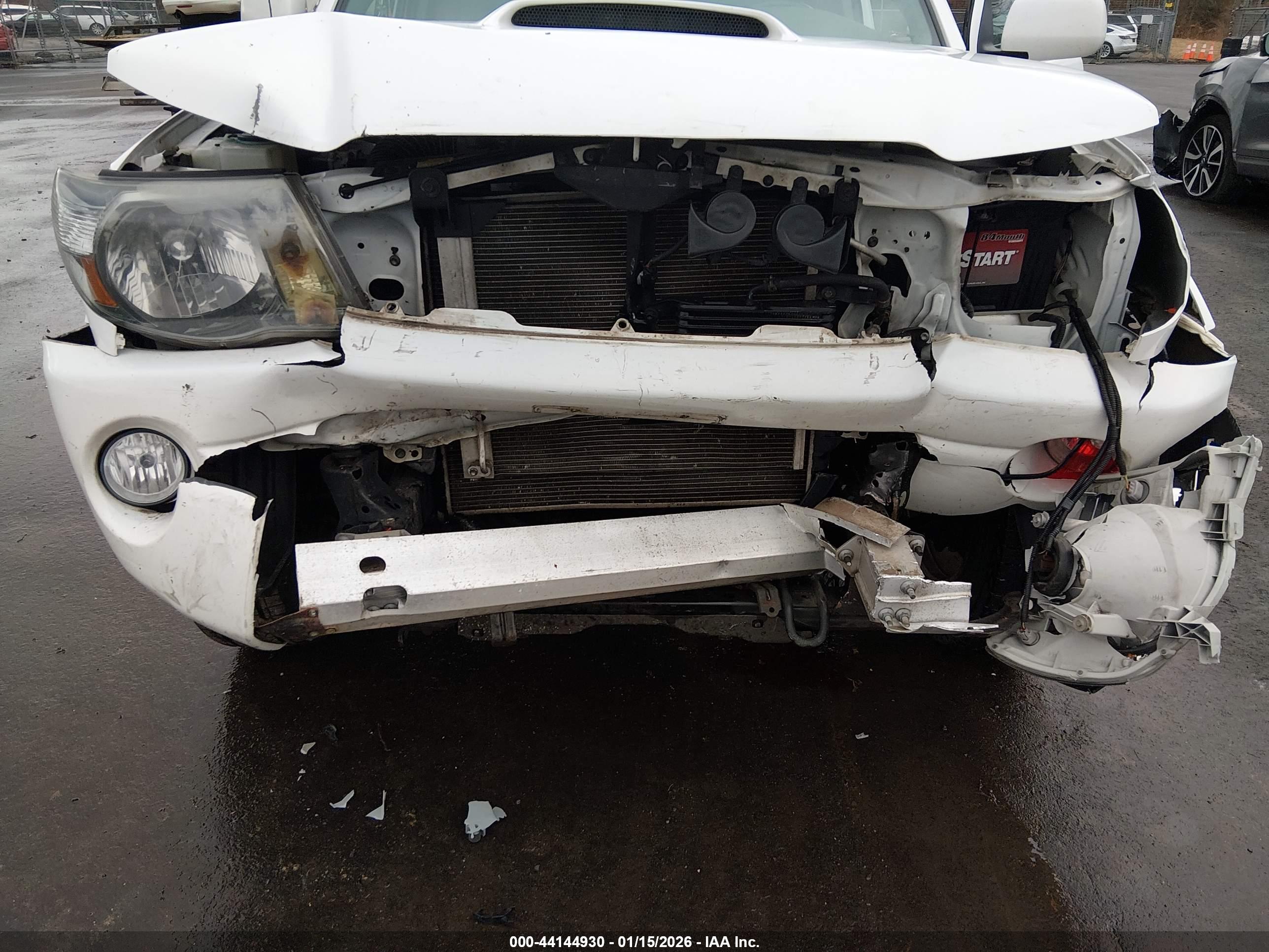 TOYOTA TACOMA image 6