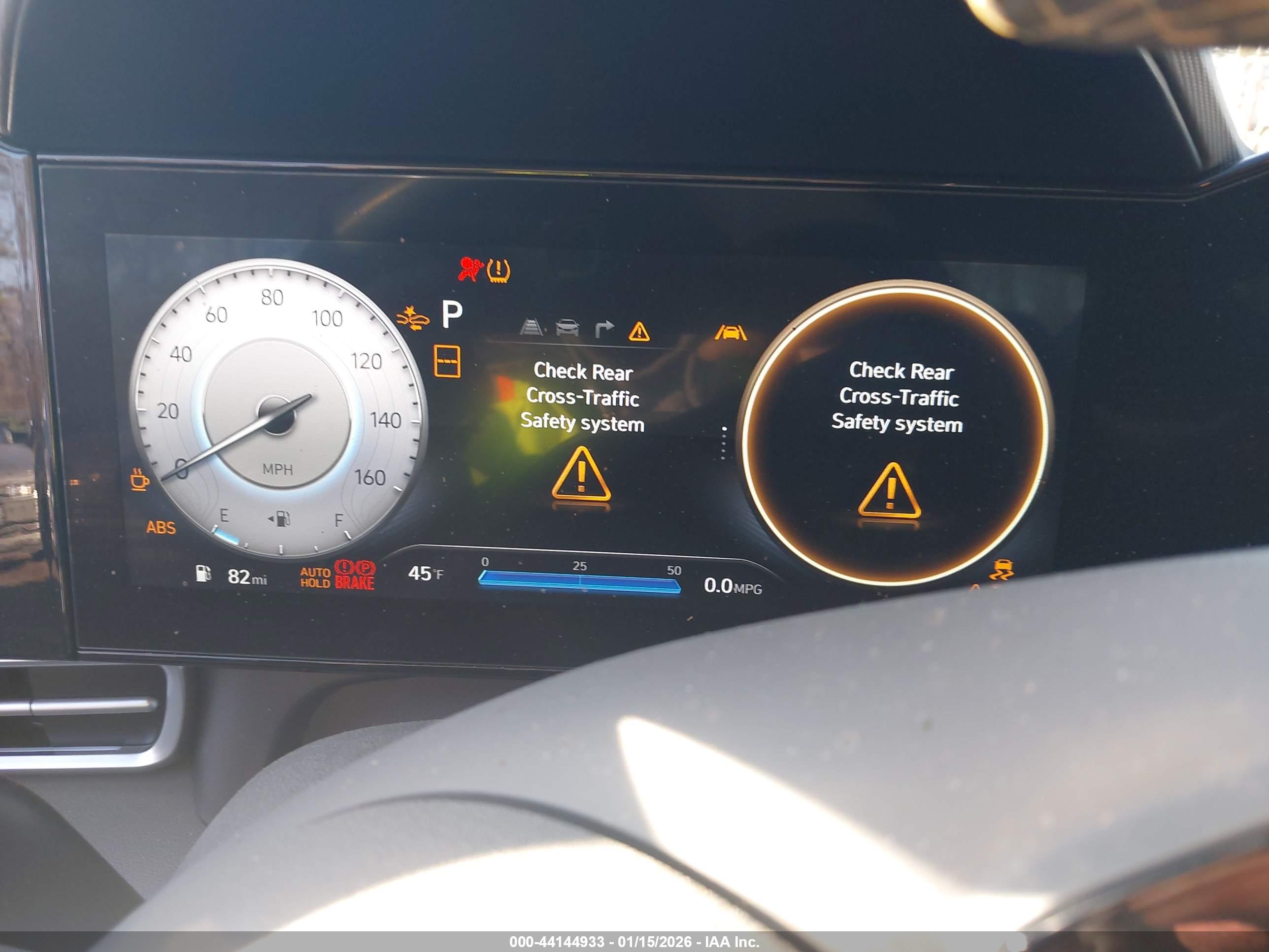 HYUNDAI ELANTRA image 7