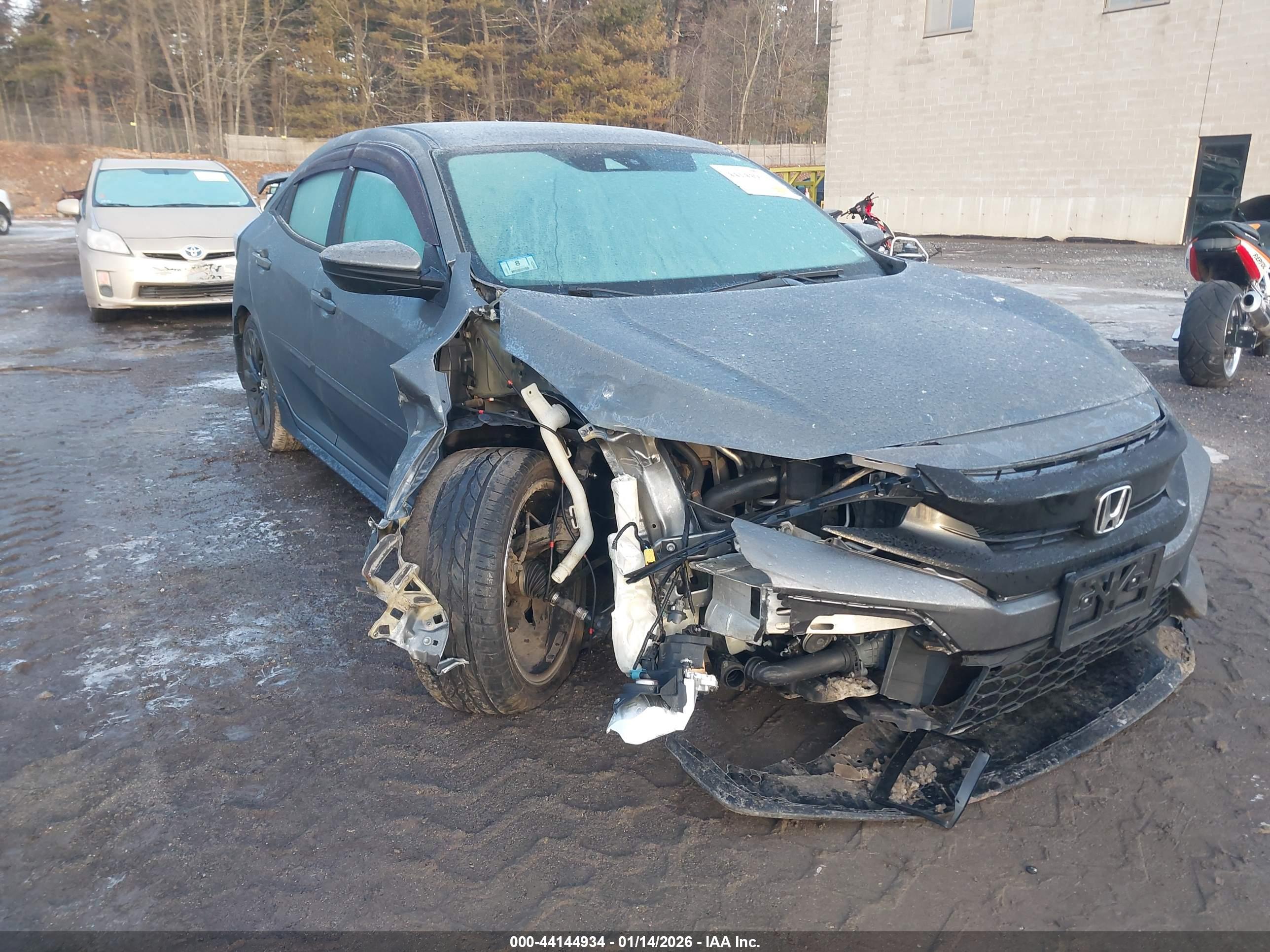 HONDA CIVIC image 6