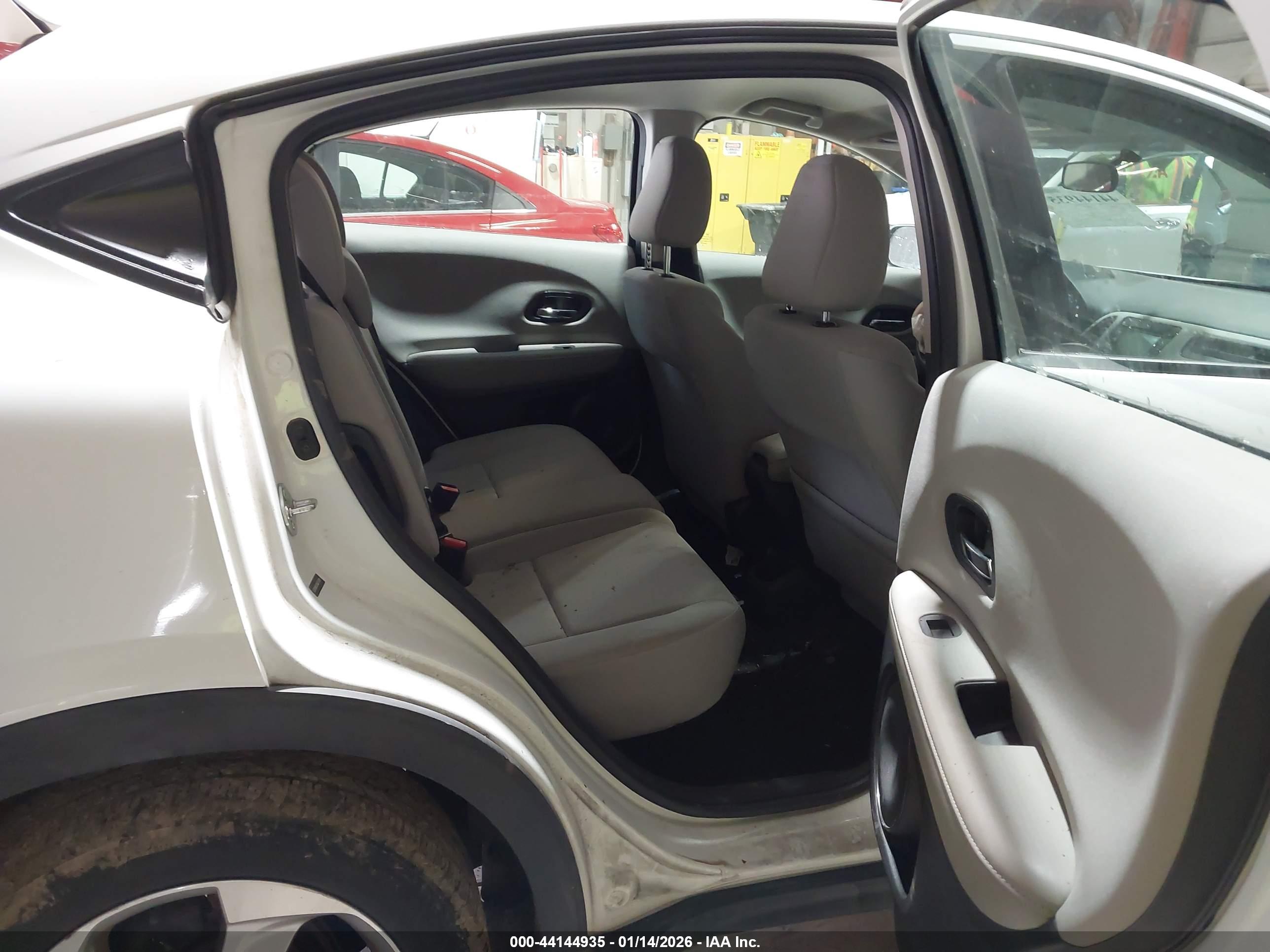 HONDA HR-V image 8