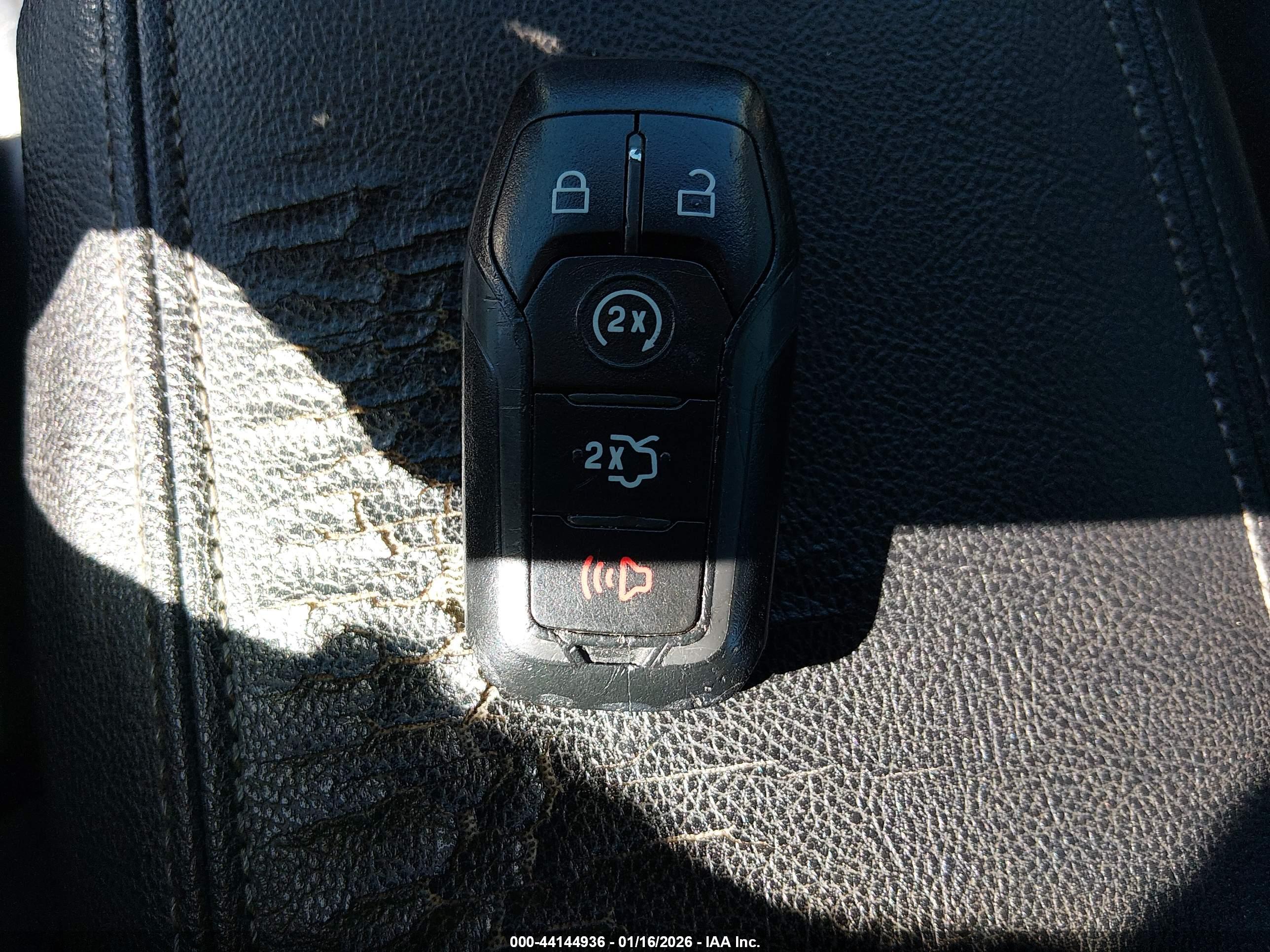 LINCOLN MKZ image 11