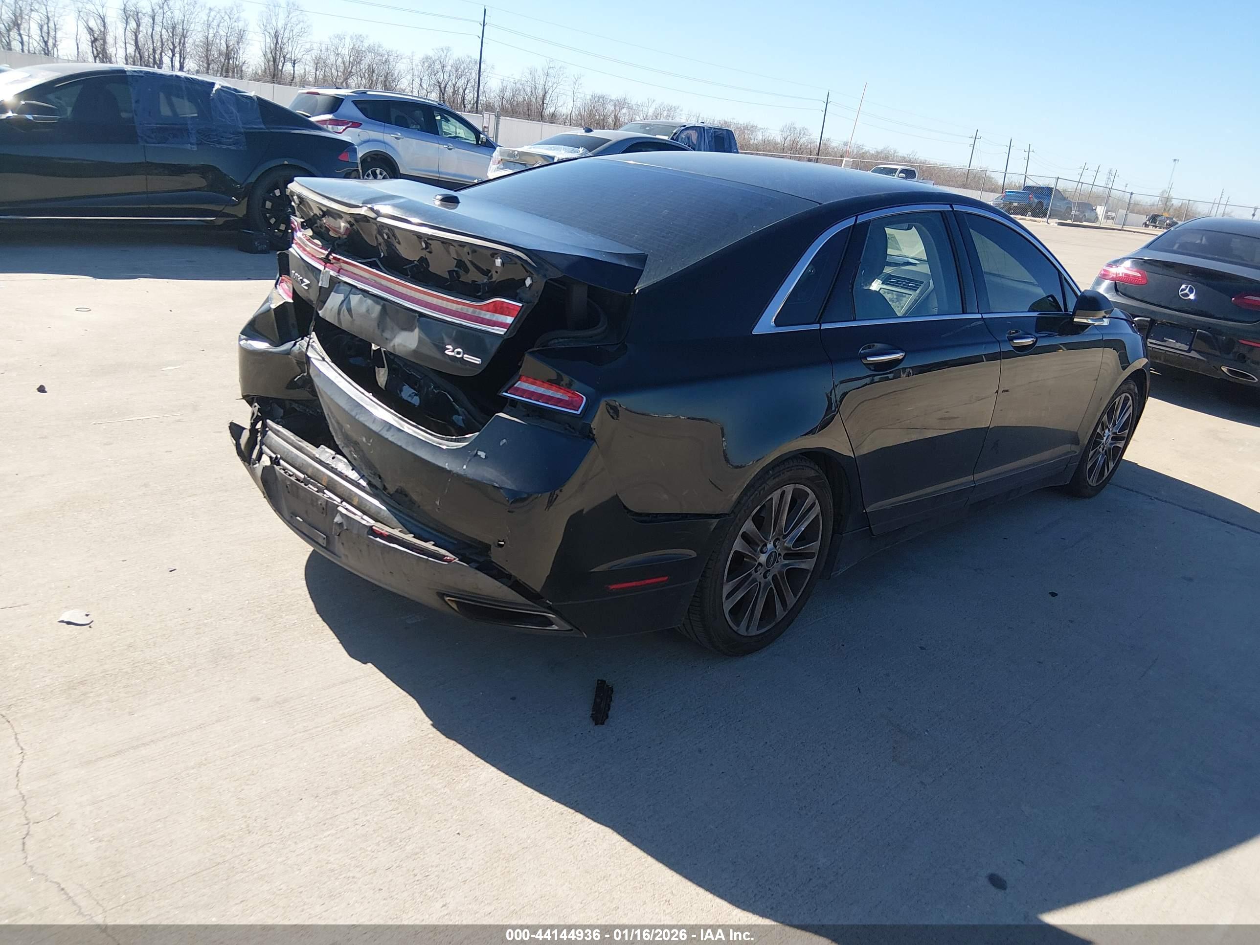 LINCOLN MKZ image 4