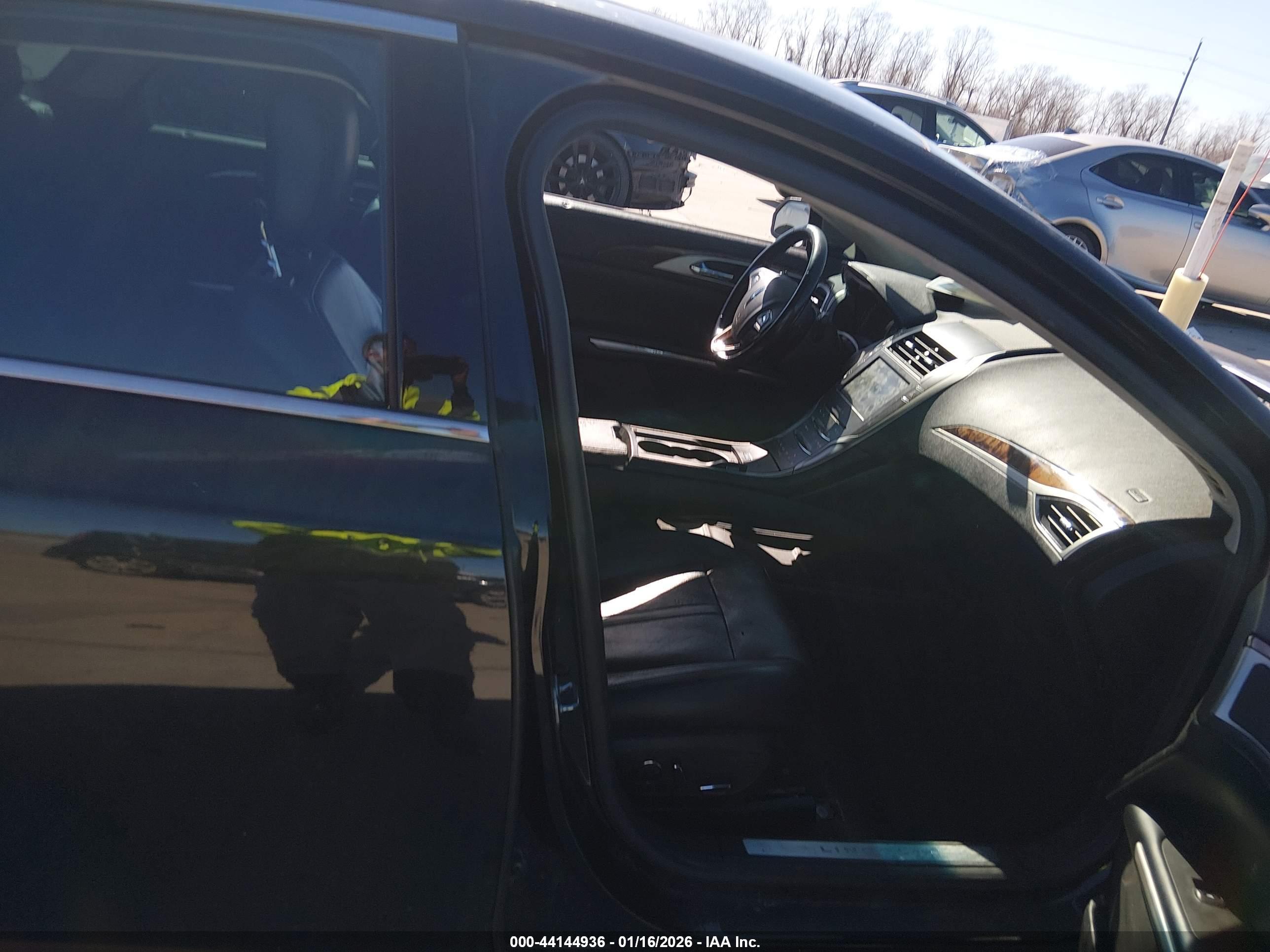 LINCOLN MKZ image 5