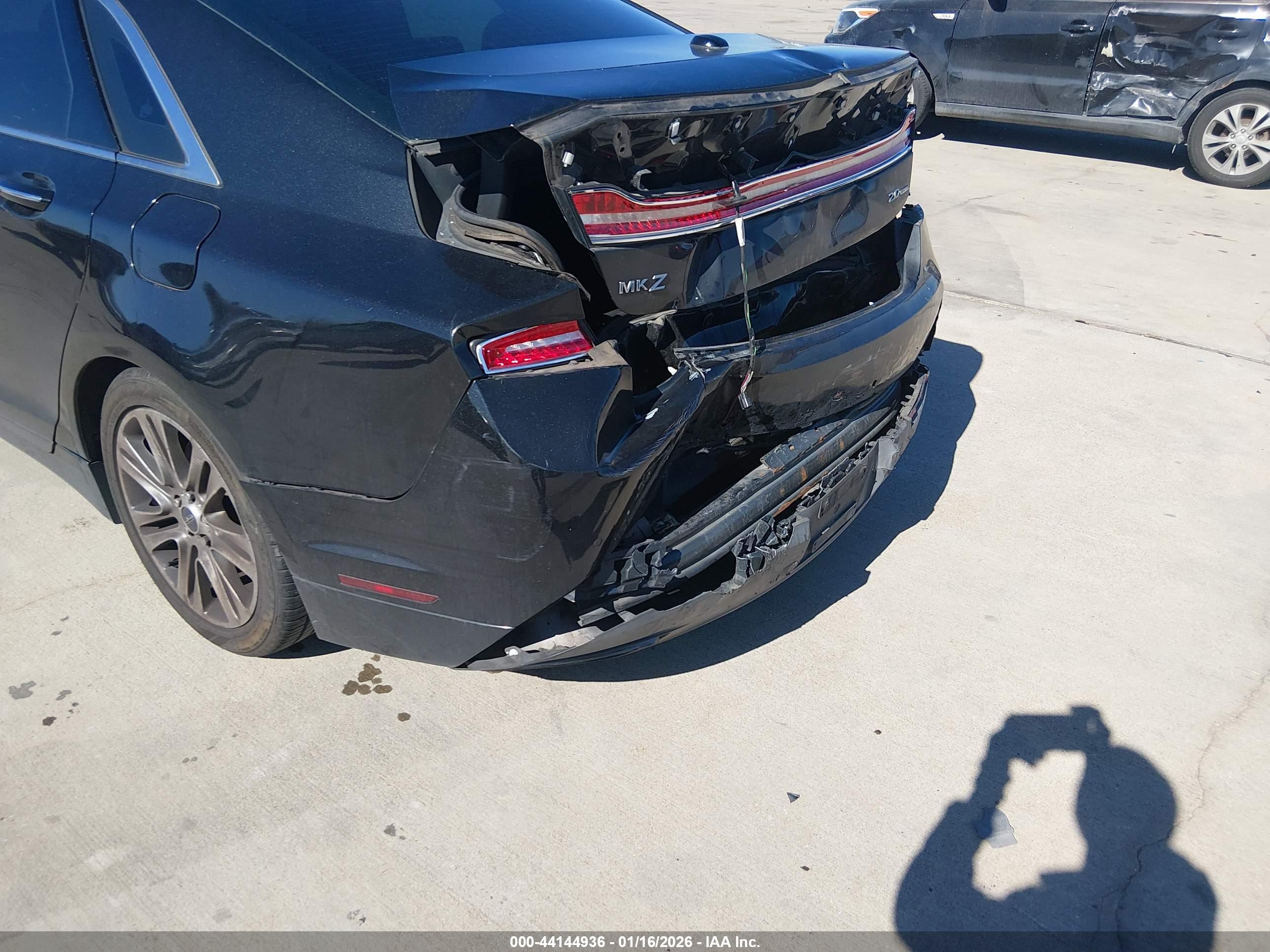 LINCOLN MKZ image 6
