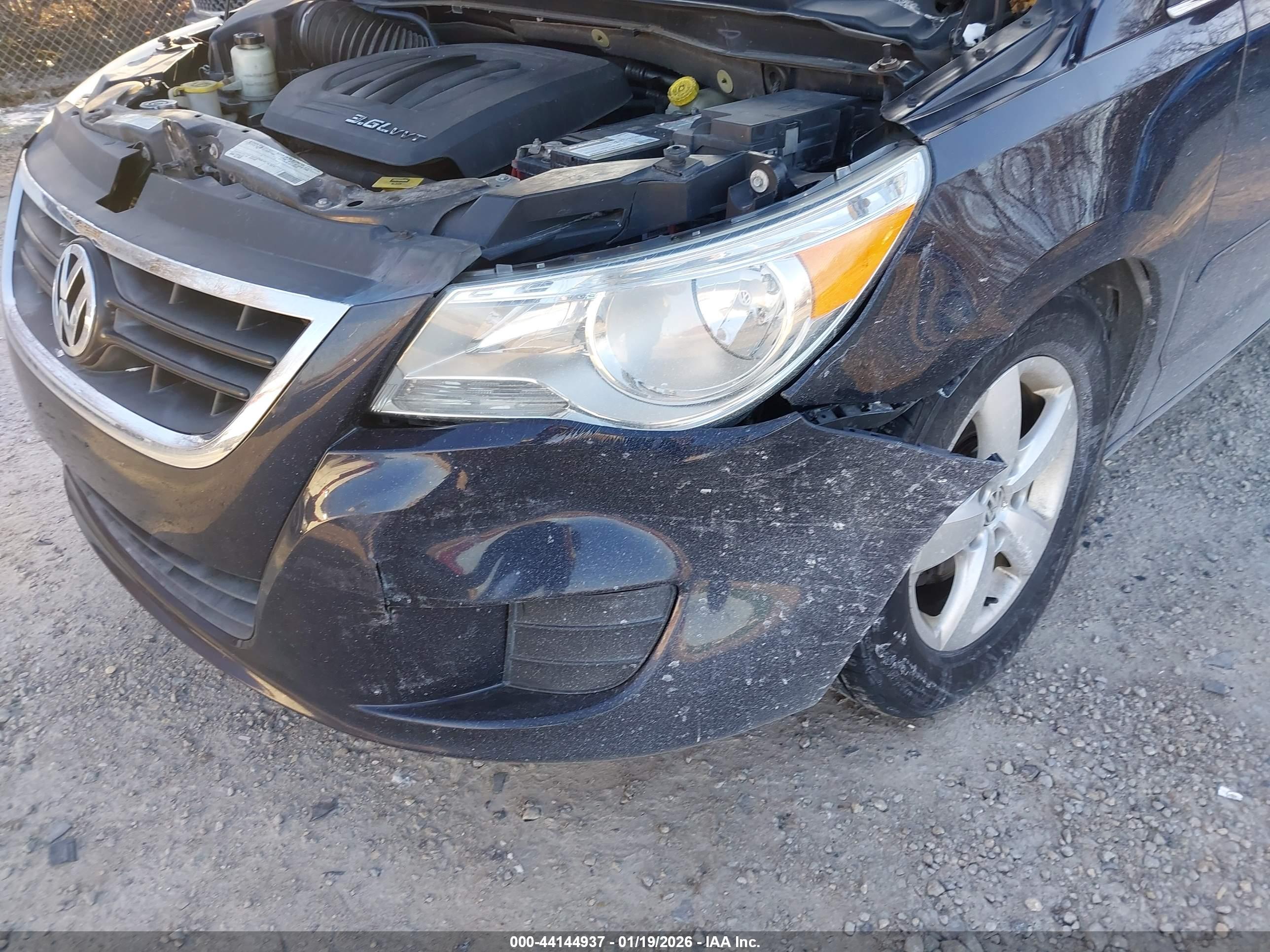VOLKSWAGEN ROUTAN image 6