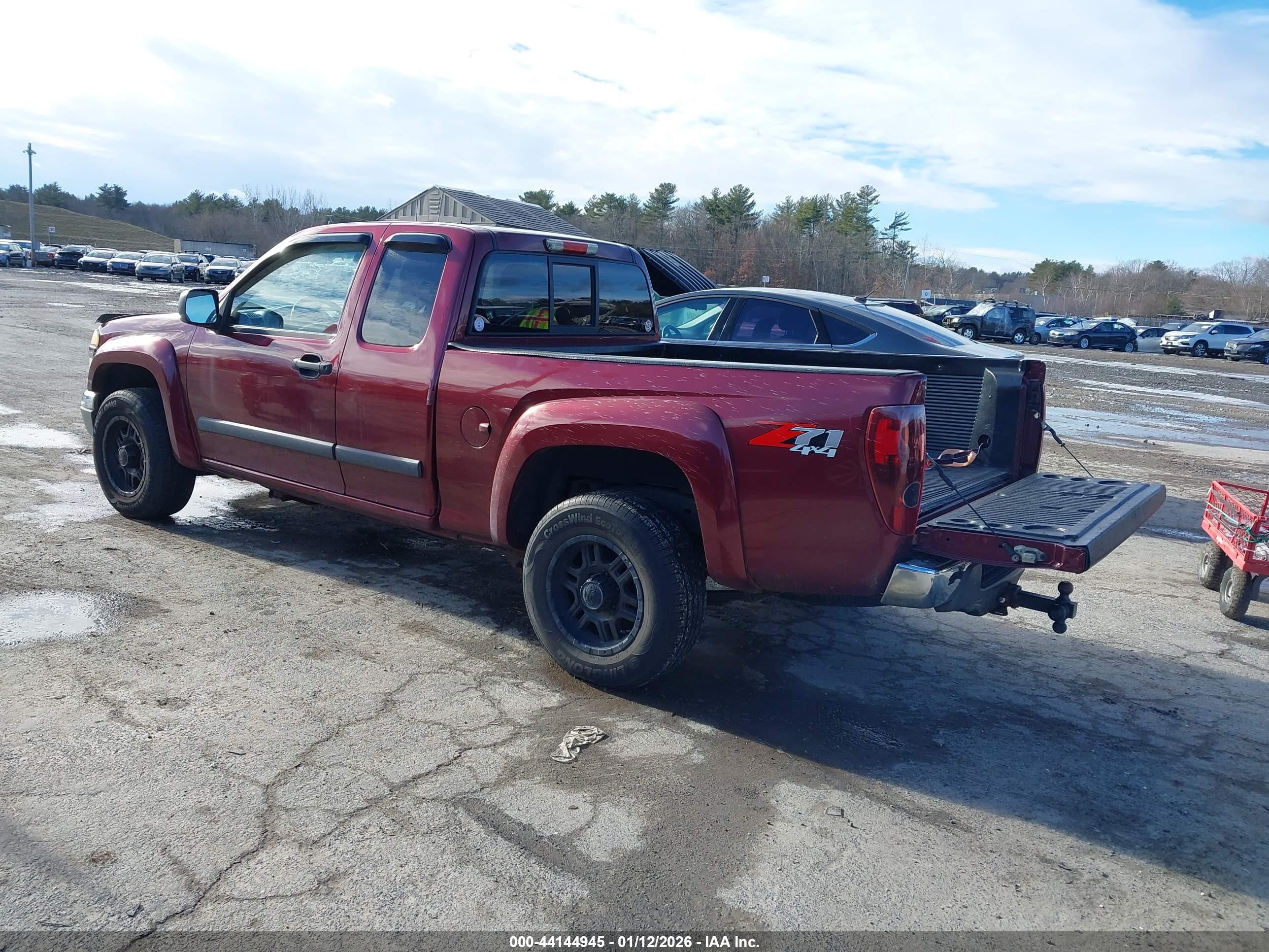 CHEVROLET COLORADO image 3