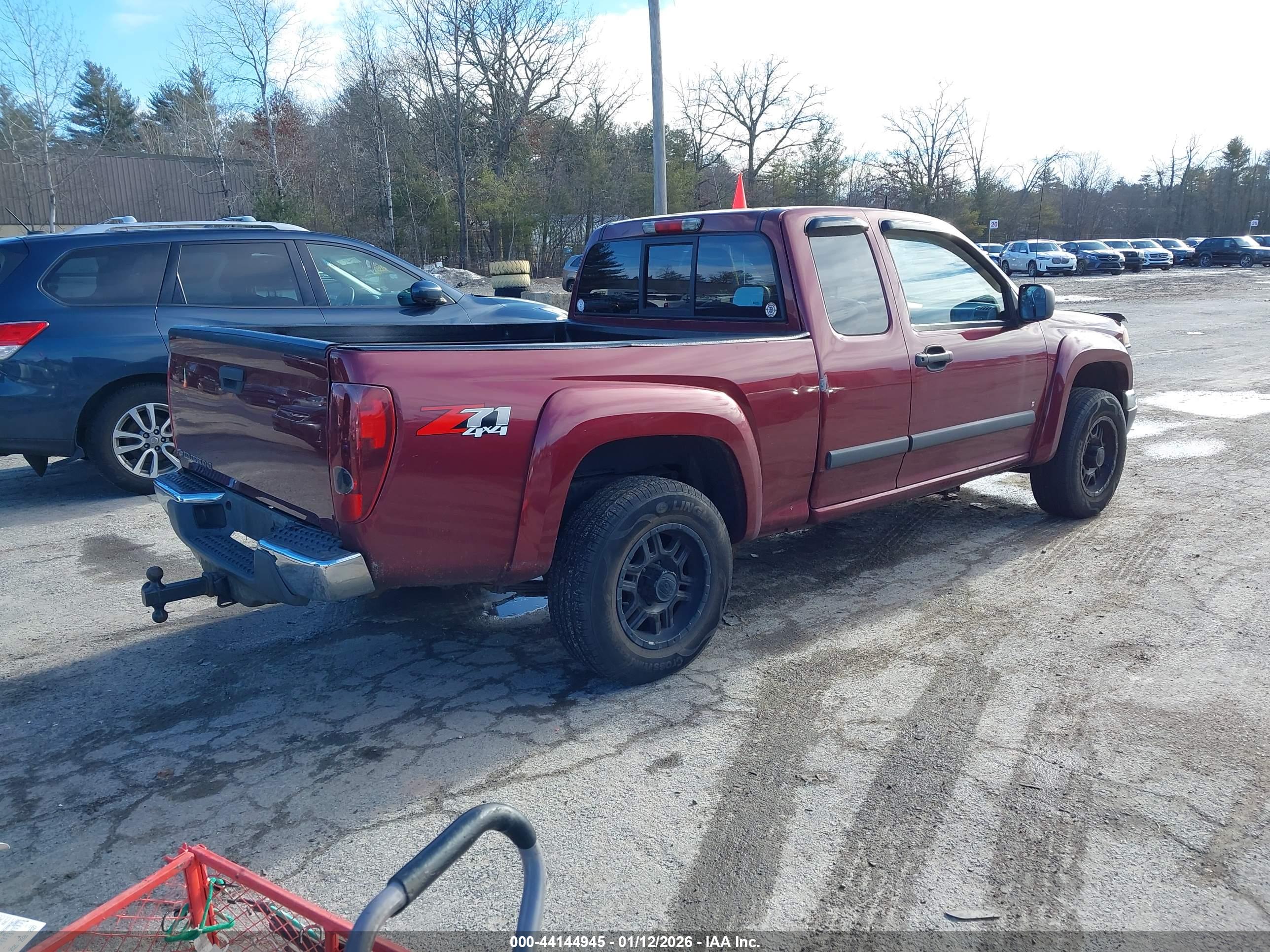 CHEVROLET COLORADO image 4