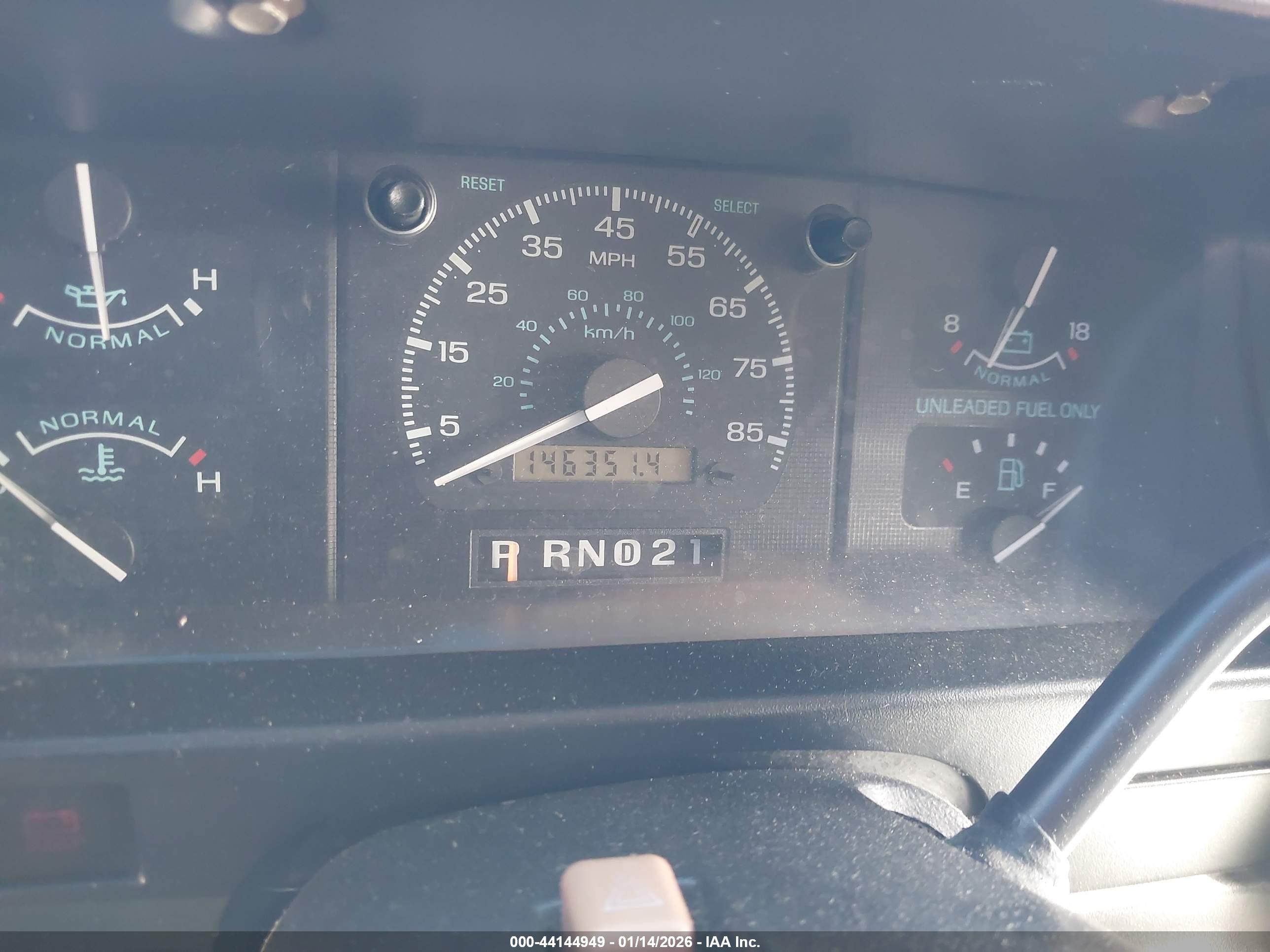 FORD ECONOLINE image 7