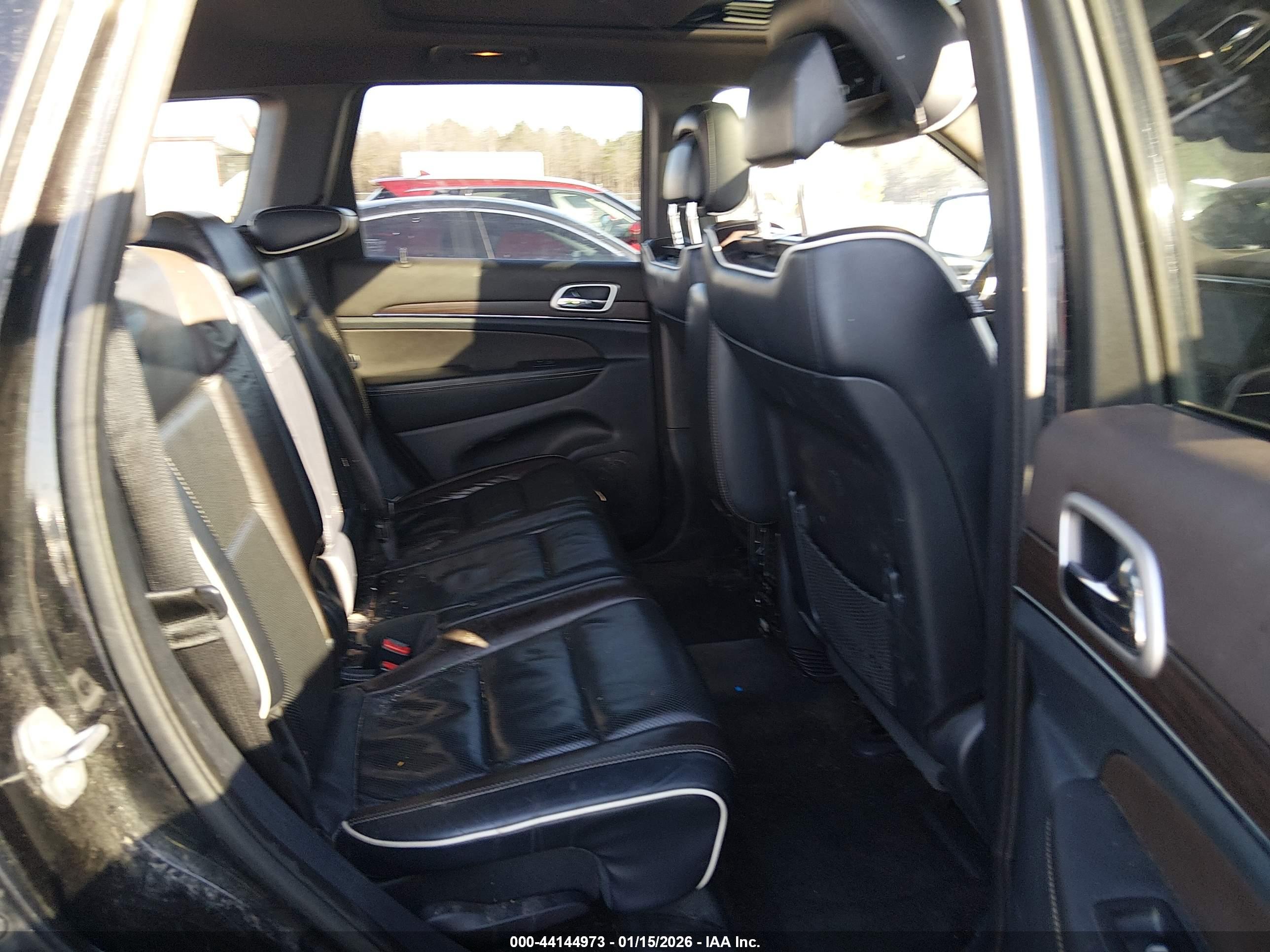 JEEP GRAND image 8