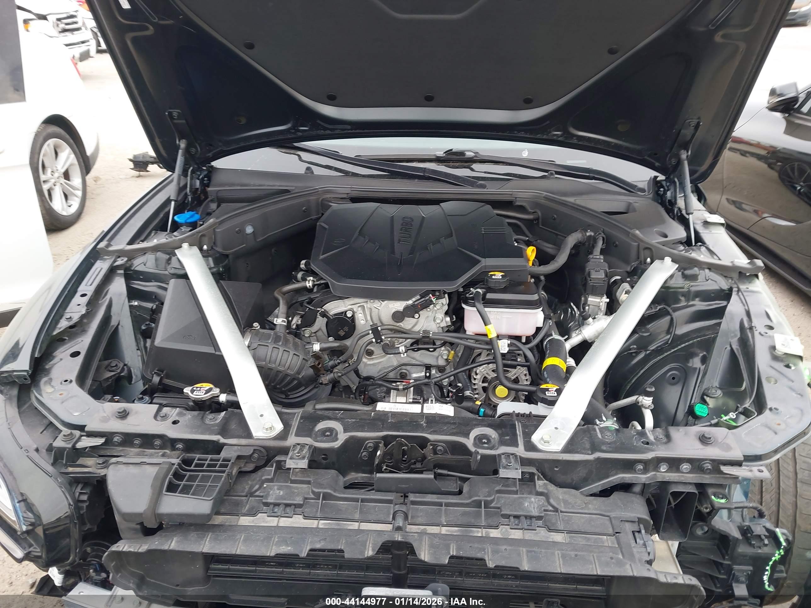 GENESIS G70 image 10