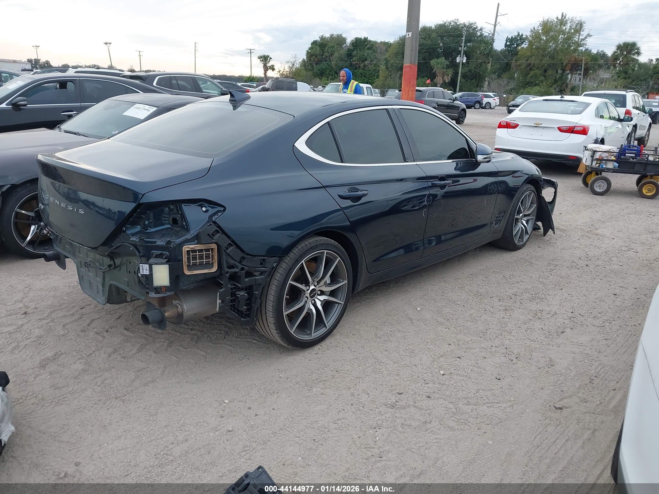 GENESIS G70 image 4