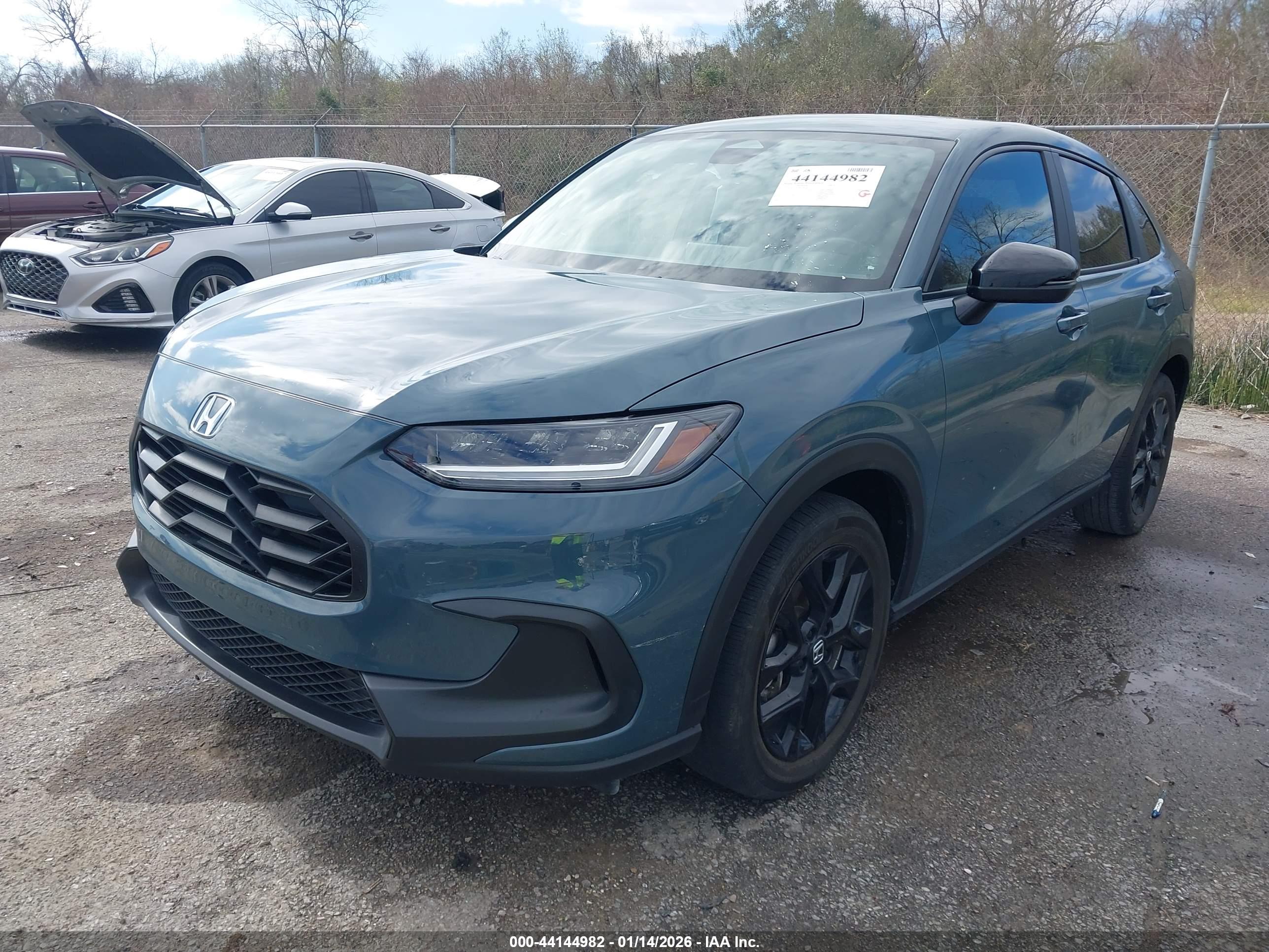 HONDA HR-V image 2