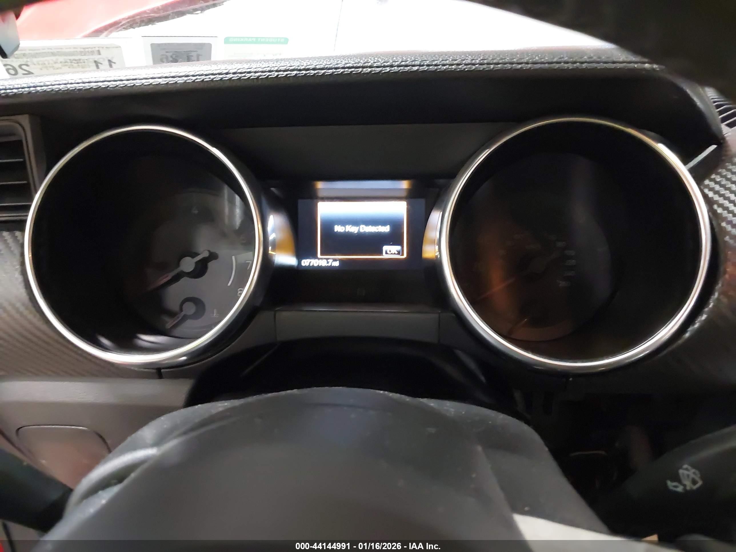 FORD MUSTANG image 7