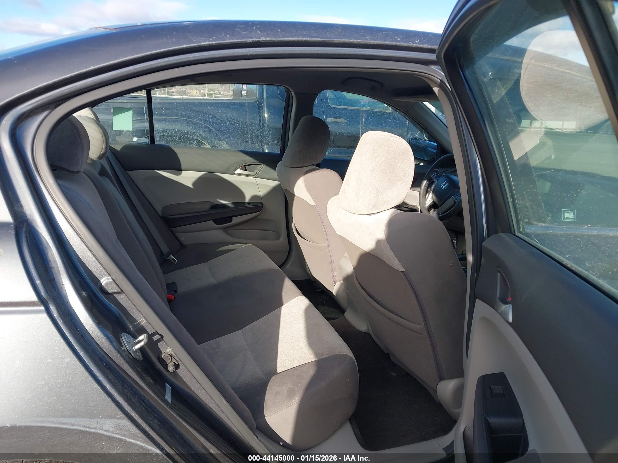 HONDA ACCORD image 8