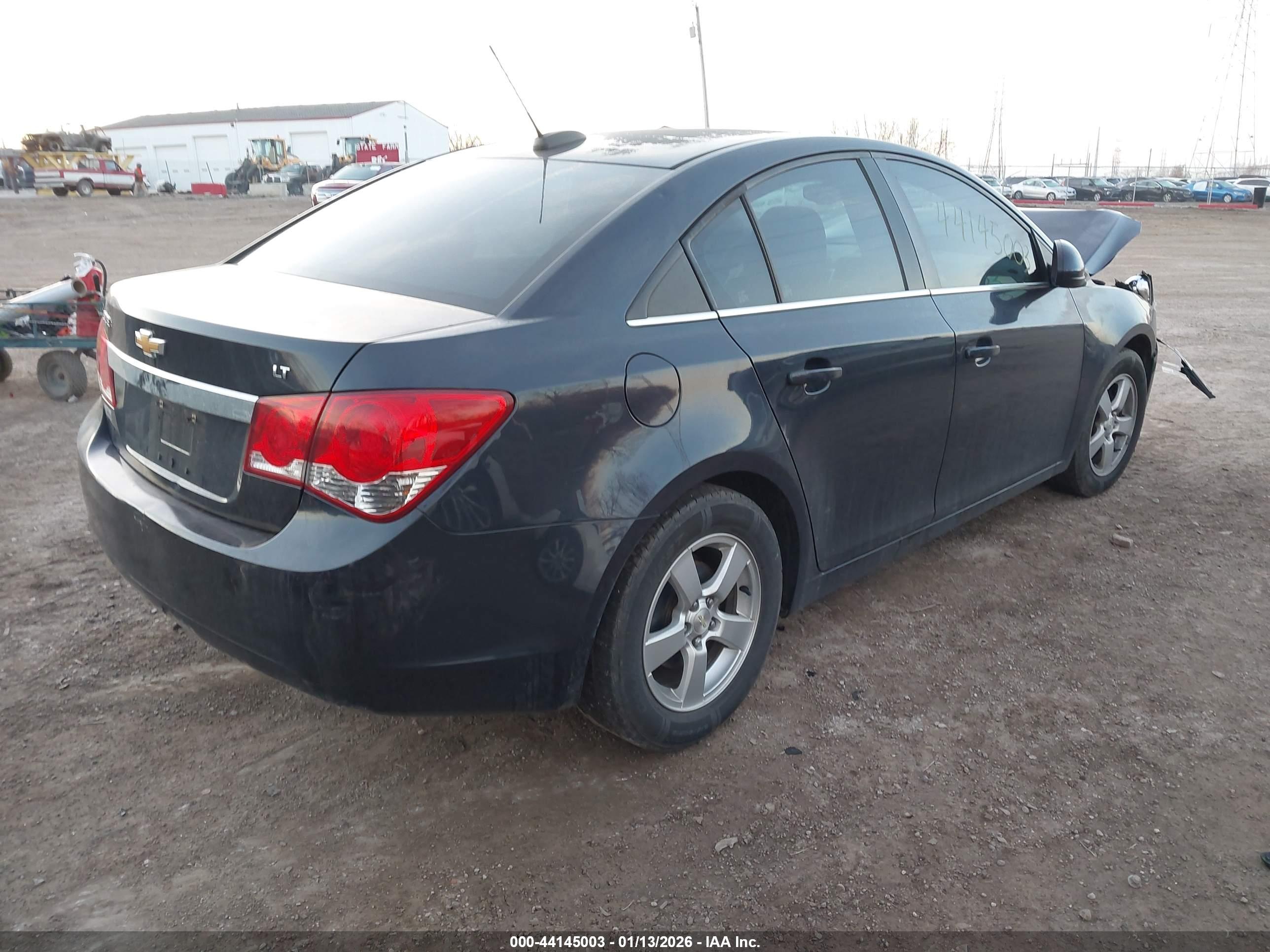 CHEVROLET CRUZE image 4
