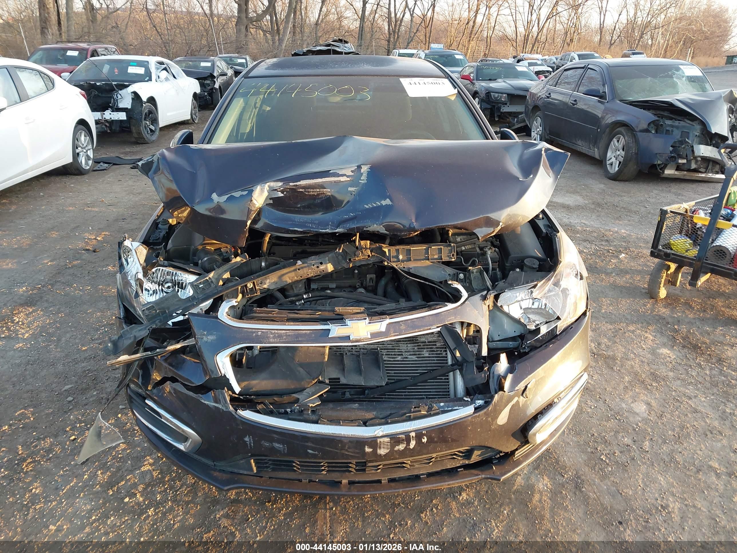 CHEVROLET CRUZE image 6