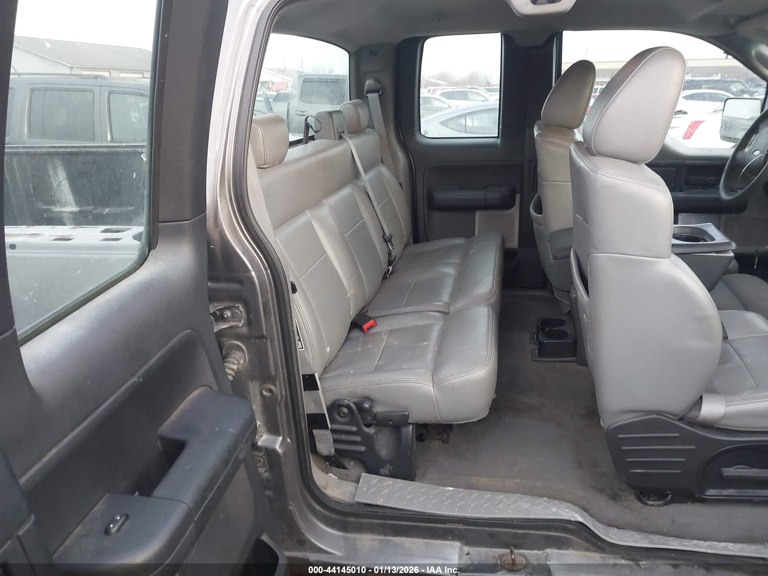 FORD F-150 image 8