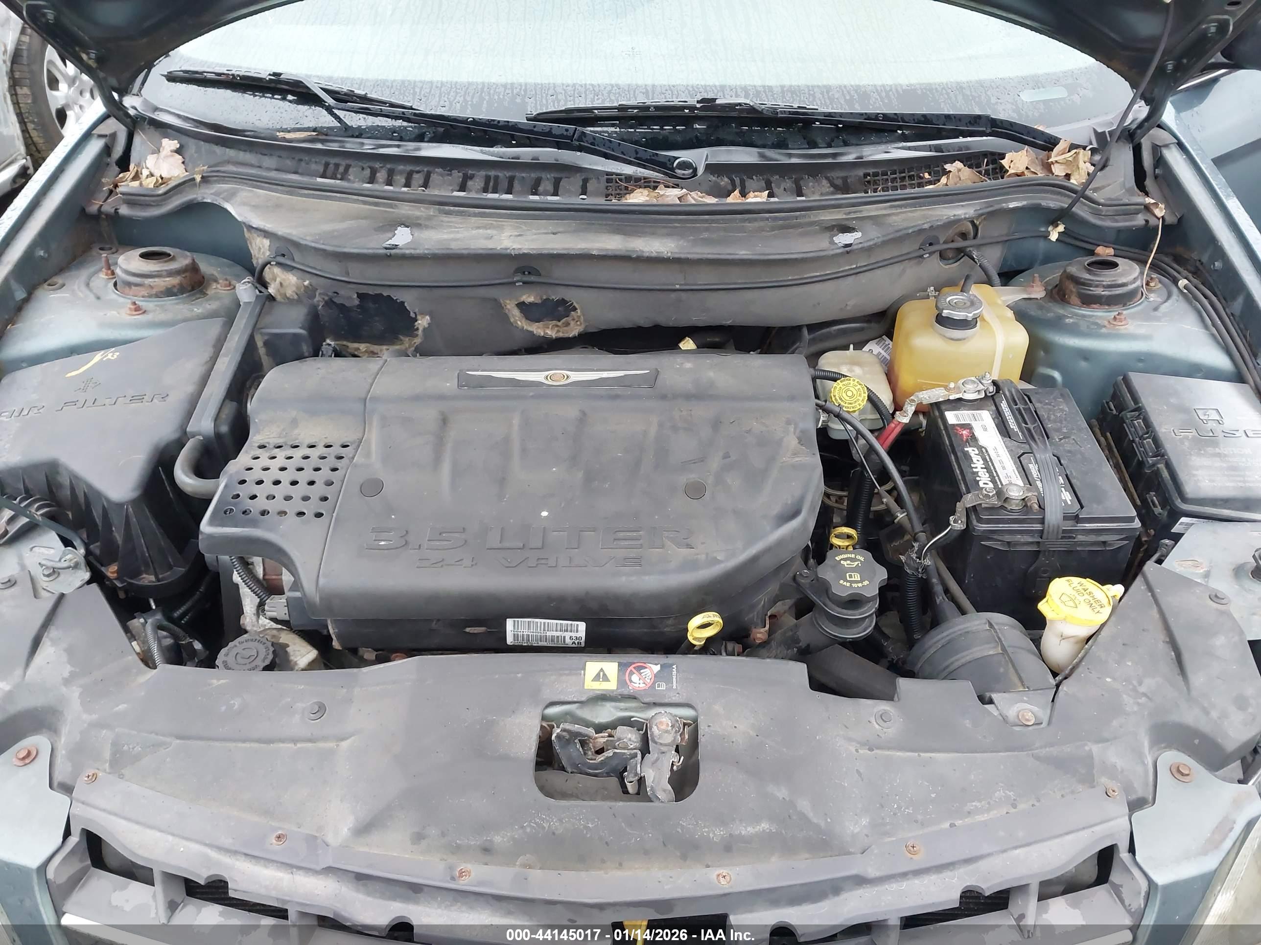 CHRYSLER PACIFICA image 10