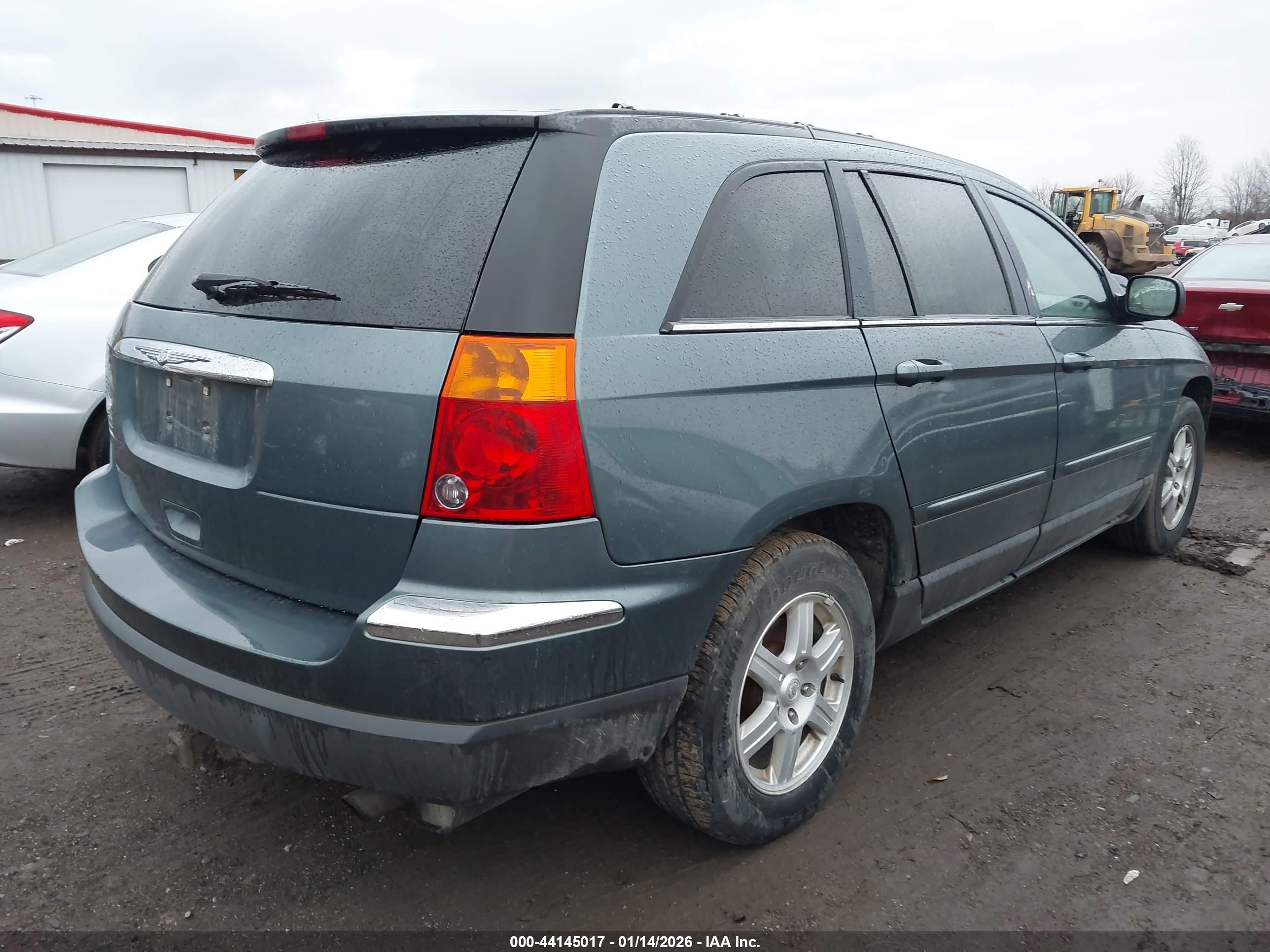 CHRYSLER PACIFICA image 4
