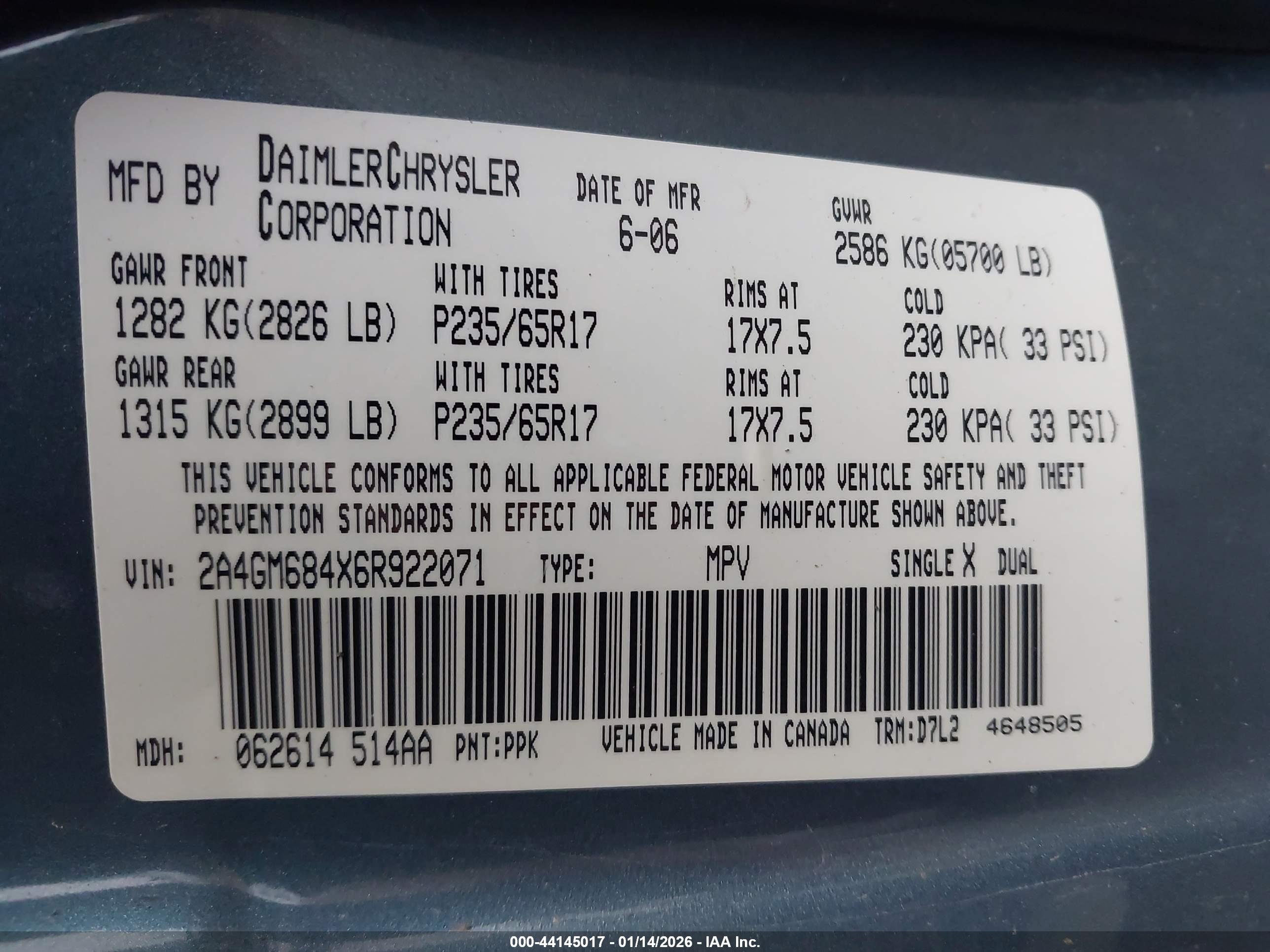 CHRYSLER PACIFICA image 9