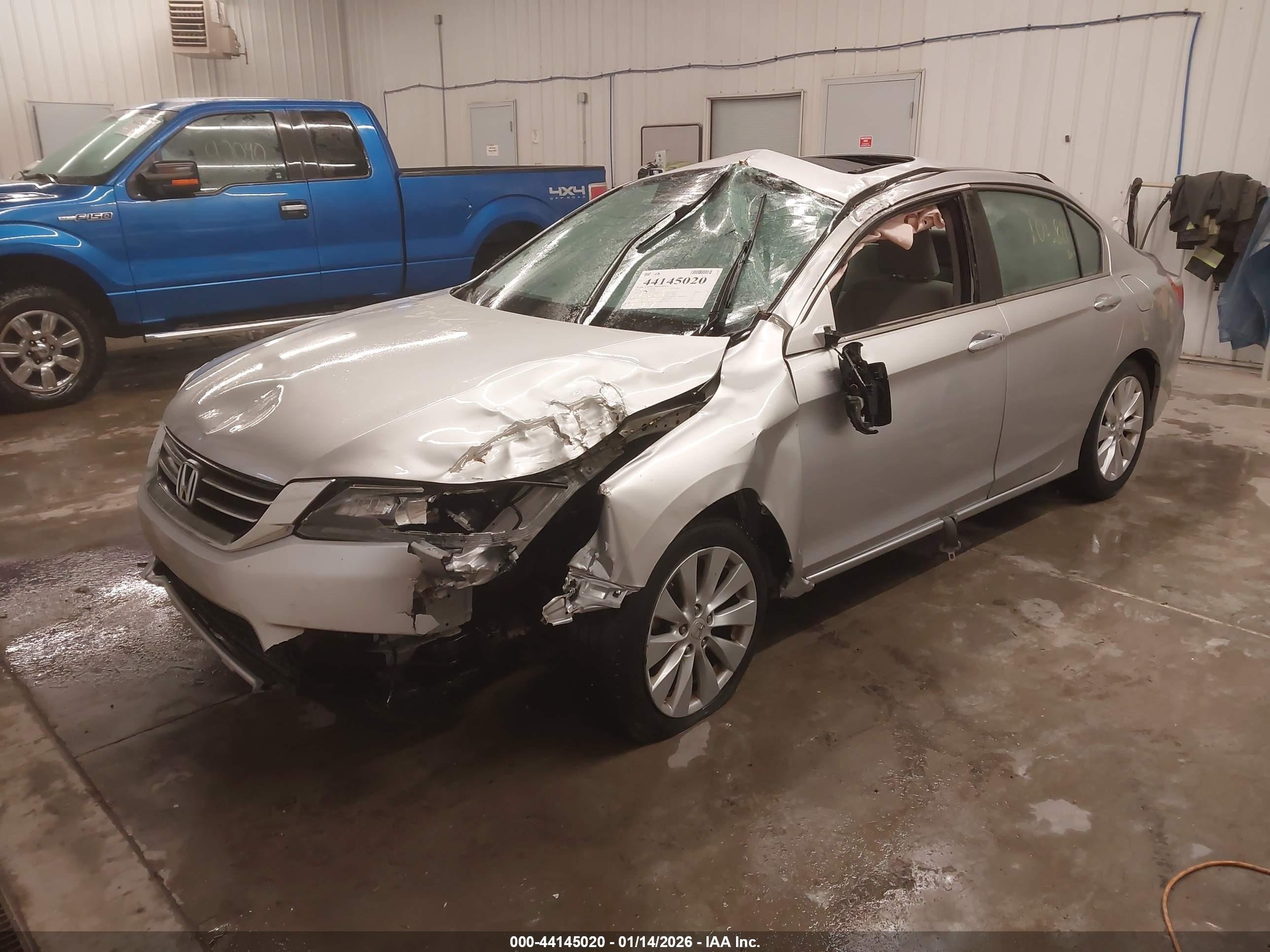 HONDA ACCORD image 2