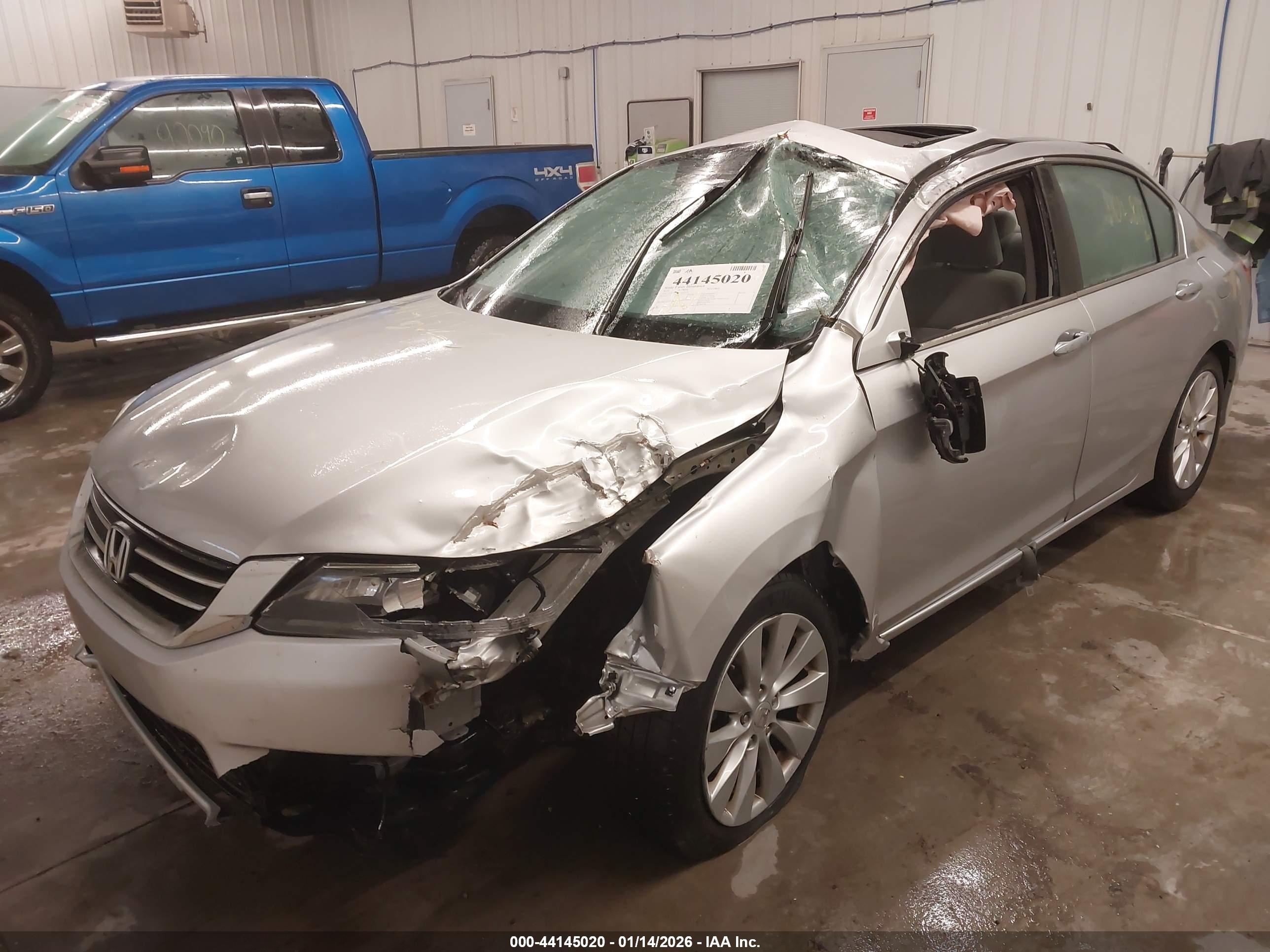 HONDA ACCORD image 6