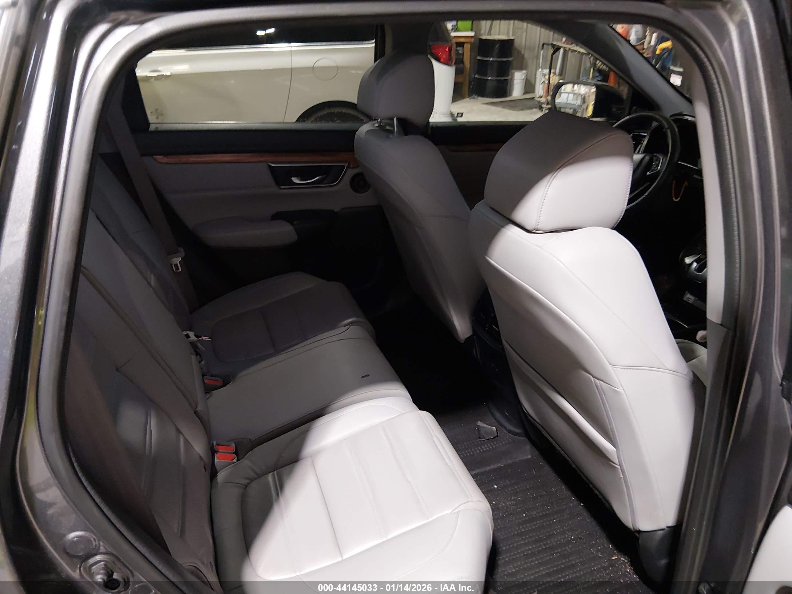HONDA CR-V image 8