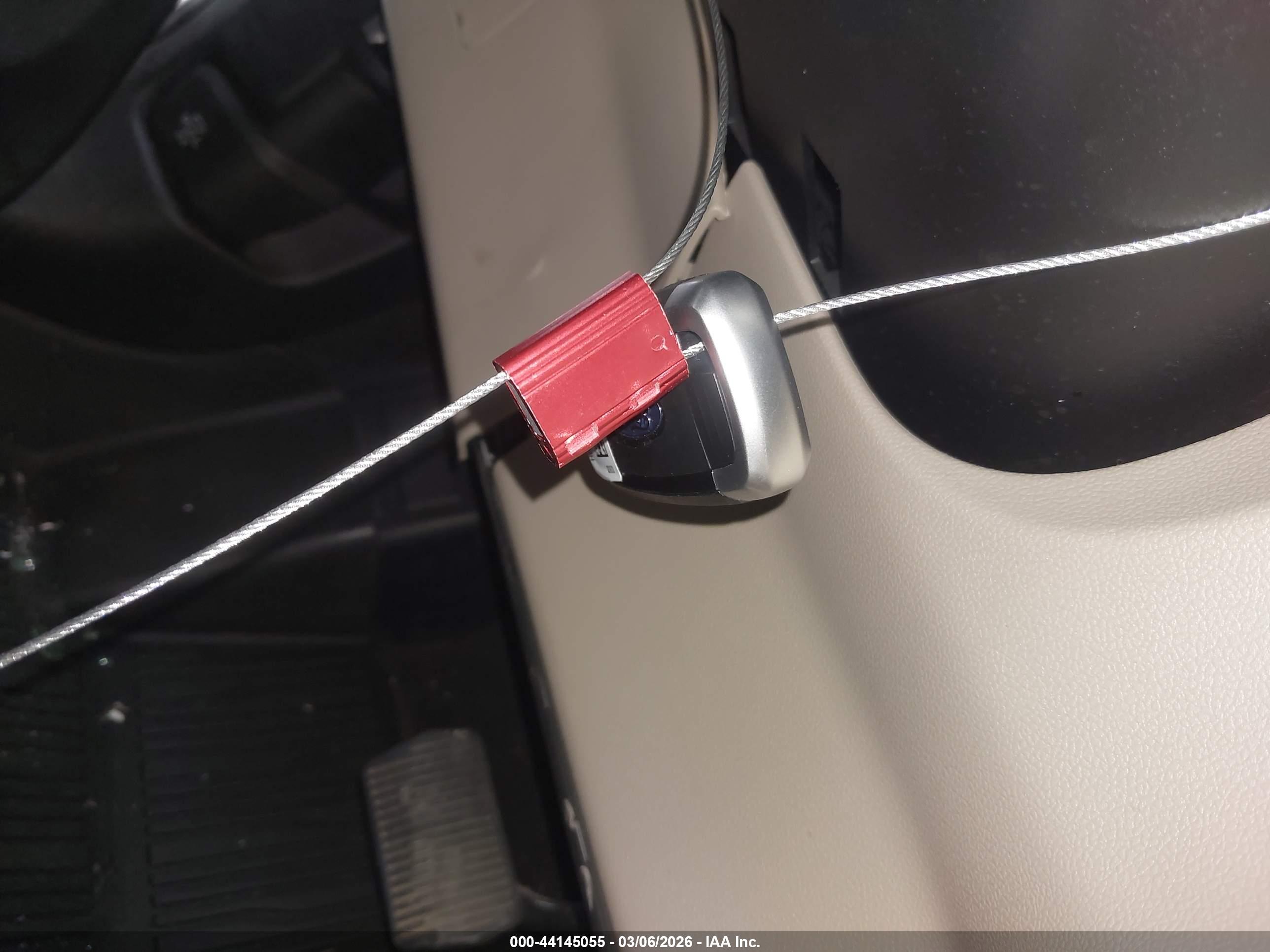 FORD ESCAPE image 11
