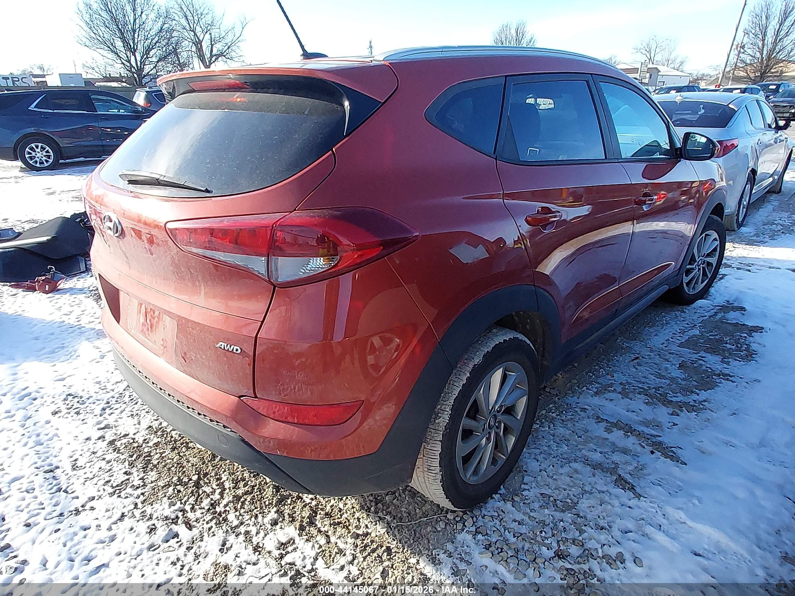 HYUNDAI TUCSON image 4