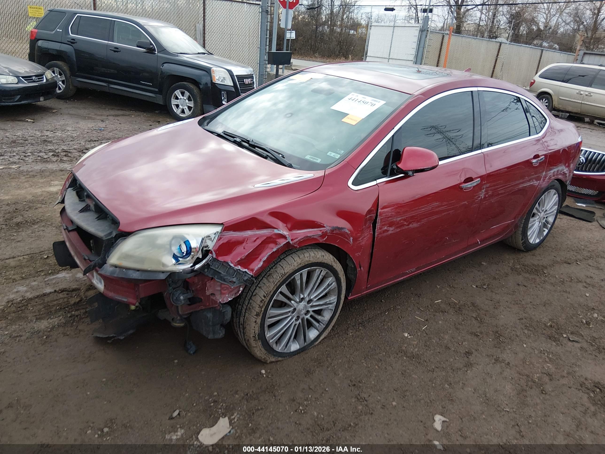 BUICK VERANO image 2