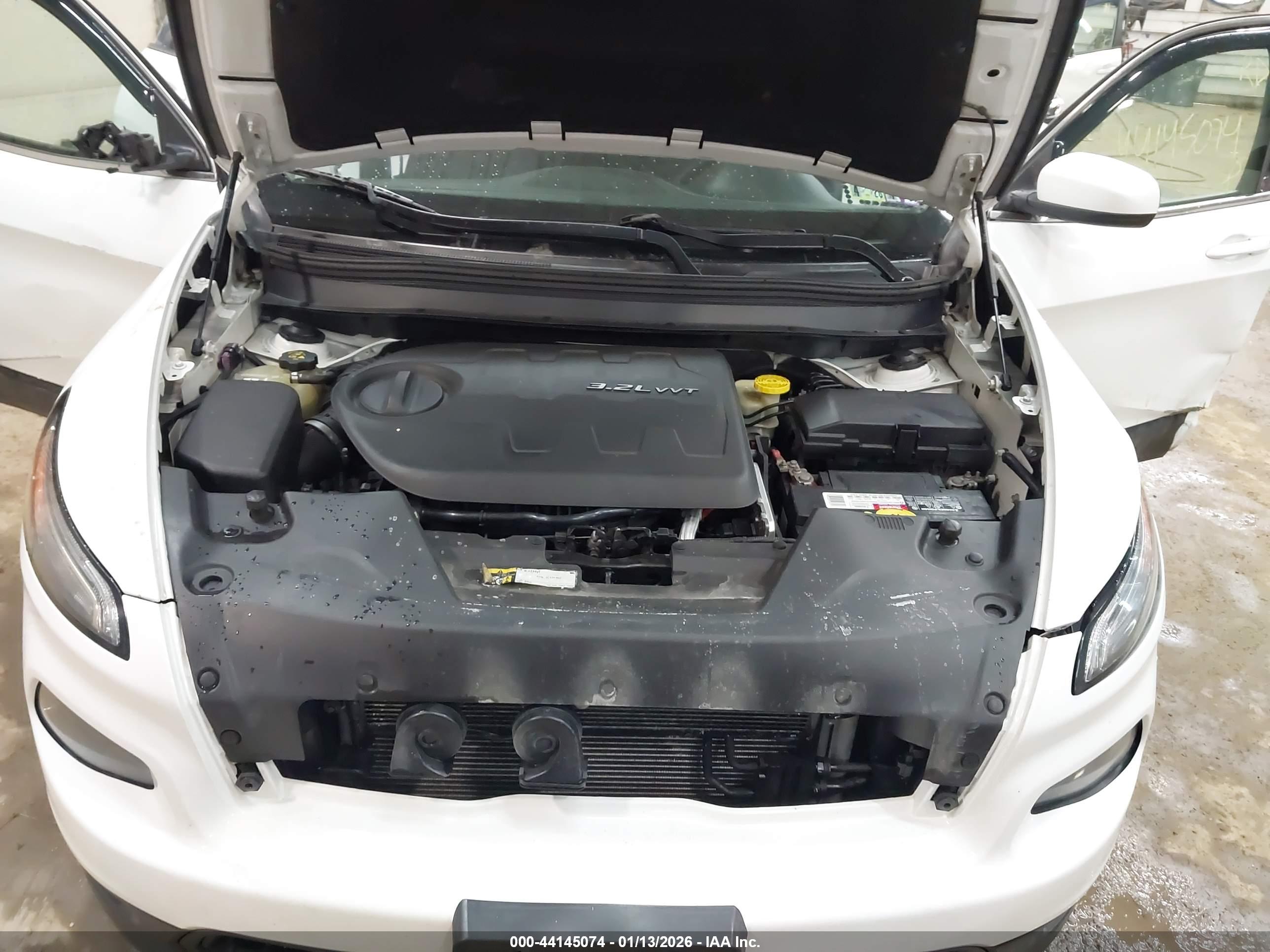 JEEP CHEROKEE image 10