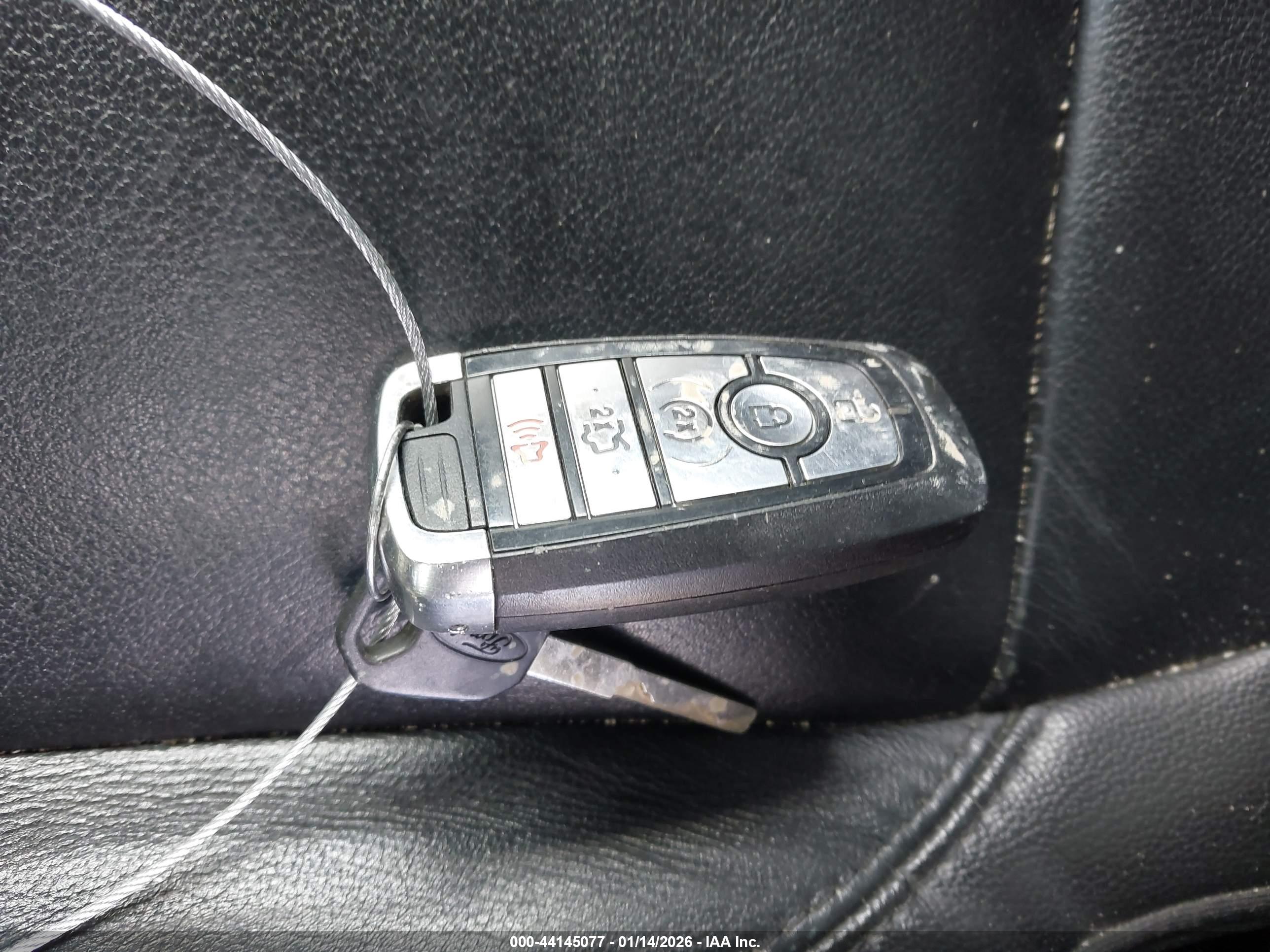 FORD EXPLORER image 11