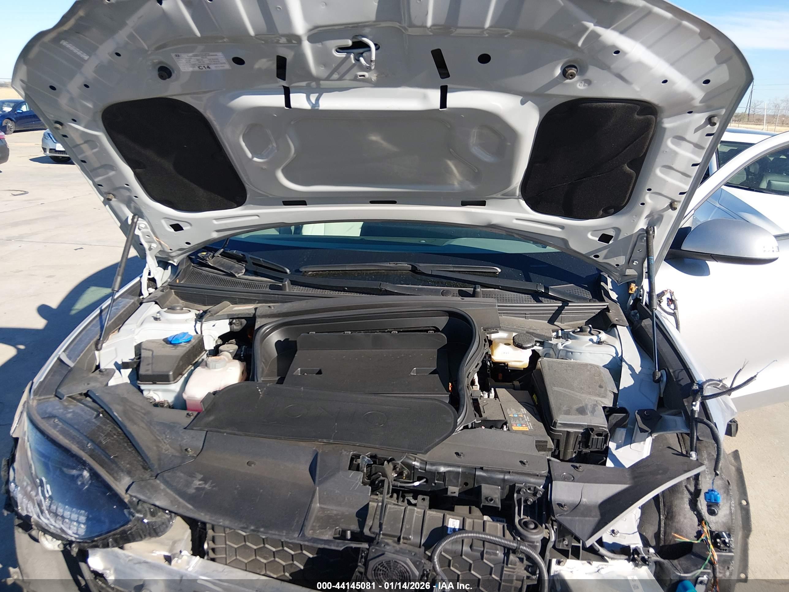 HYUNDAI IONIQ image 10
