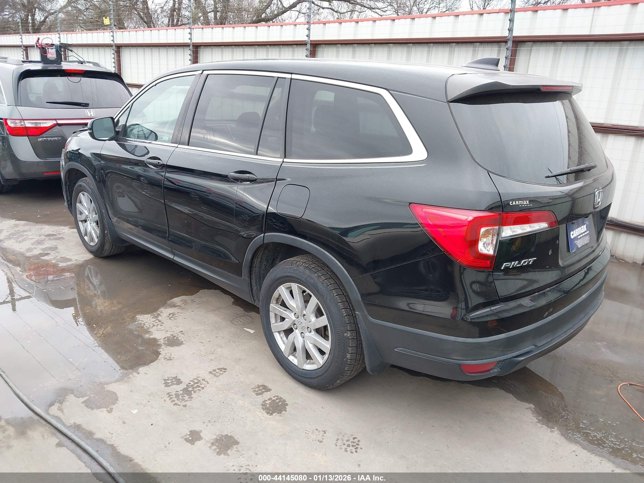 HONDA PILOT image 3